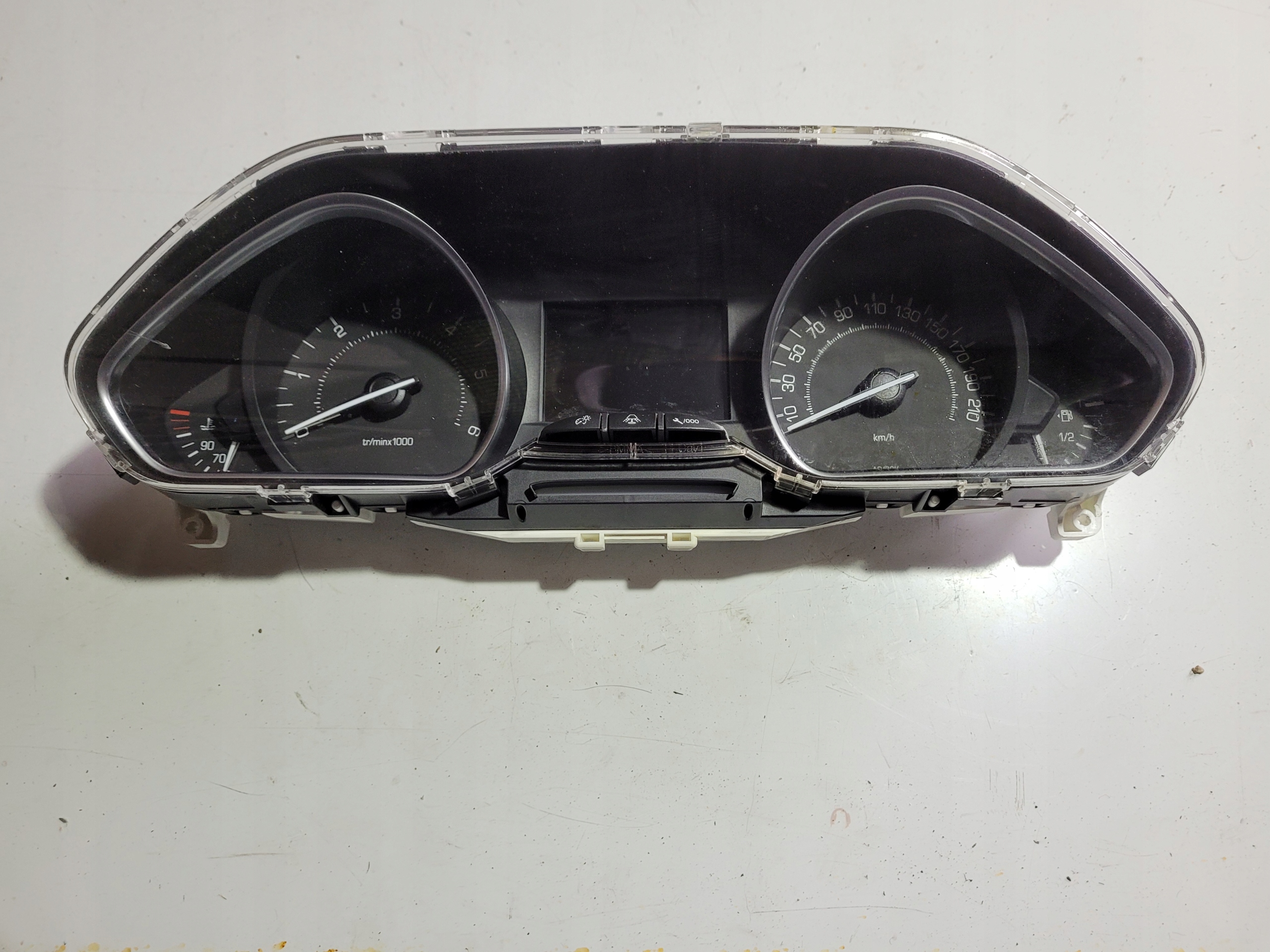 dials dials PEUGEOT 208 and 1 9675182780