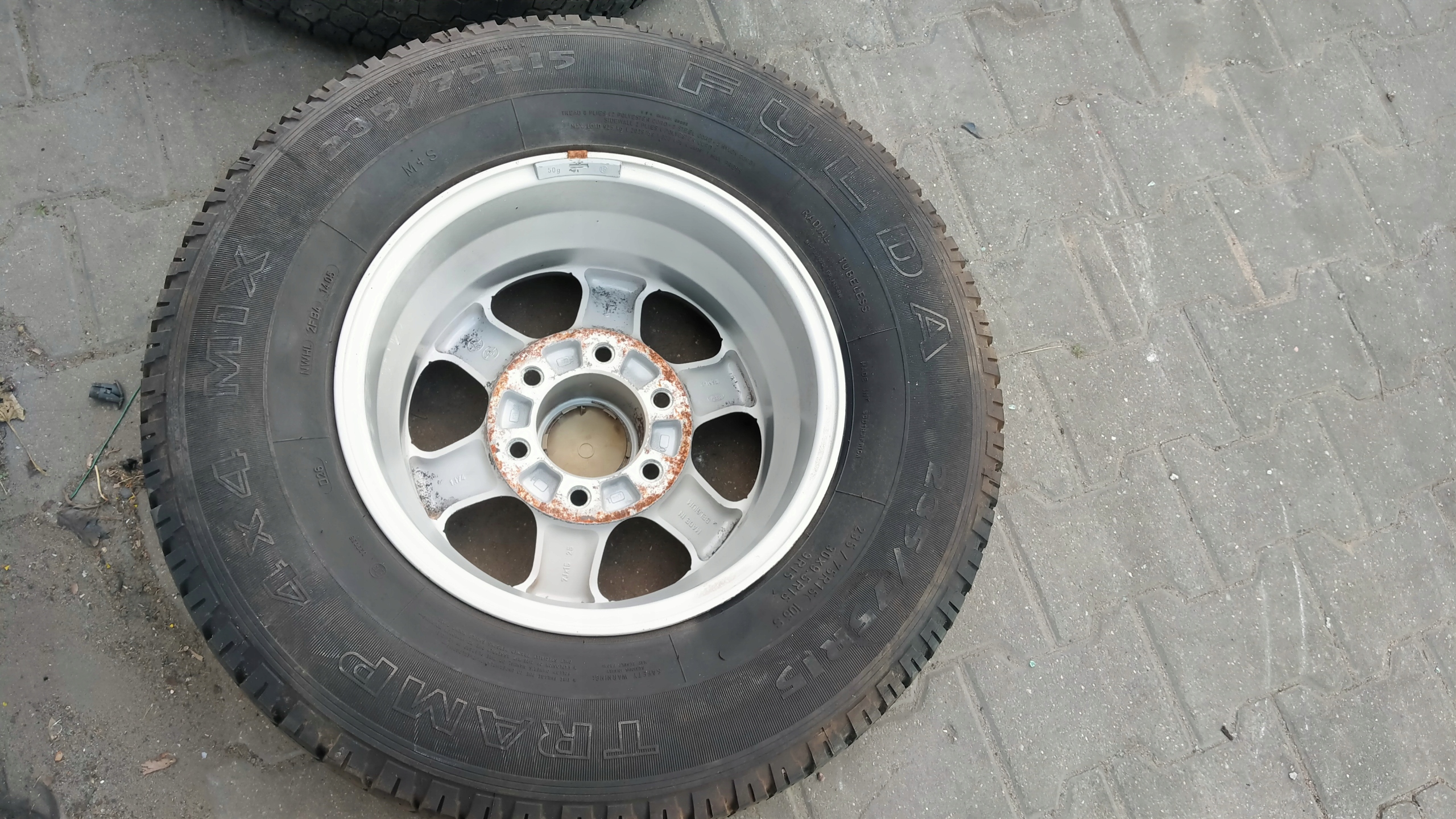 Ford Maverick e CERCHI di alluminio 15"