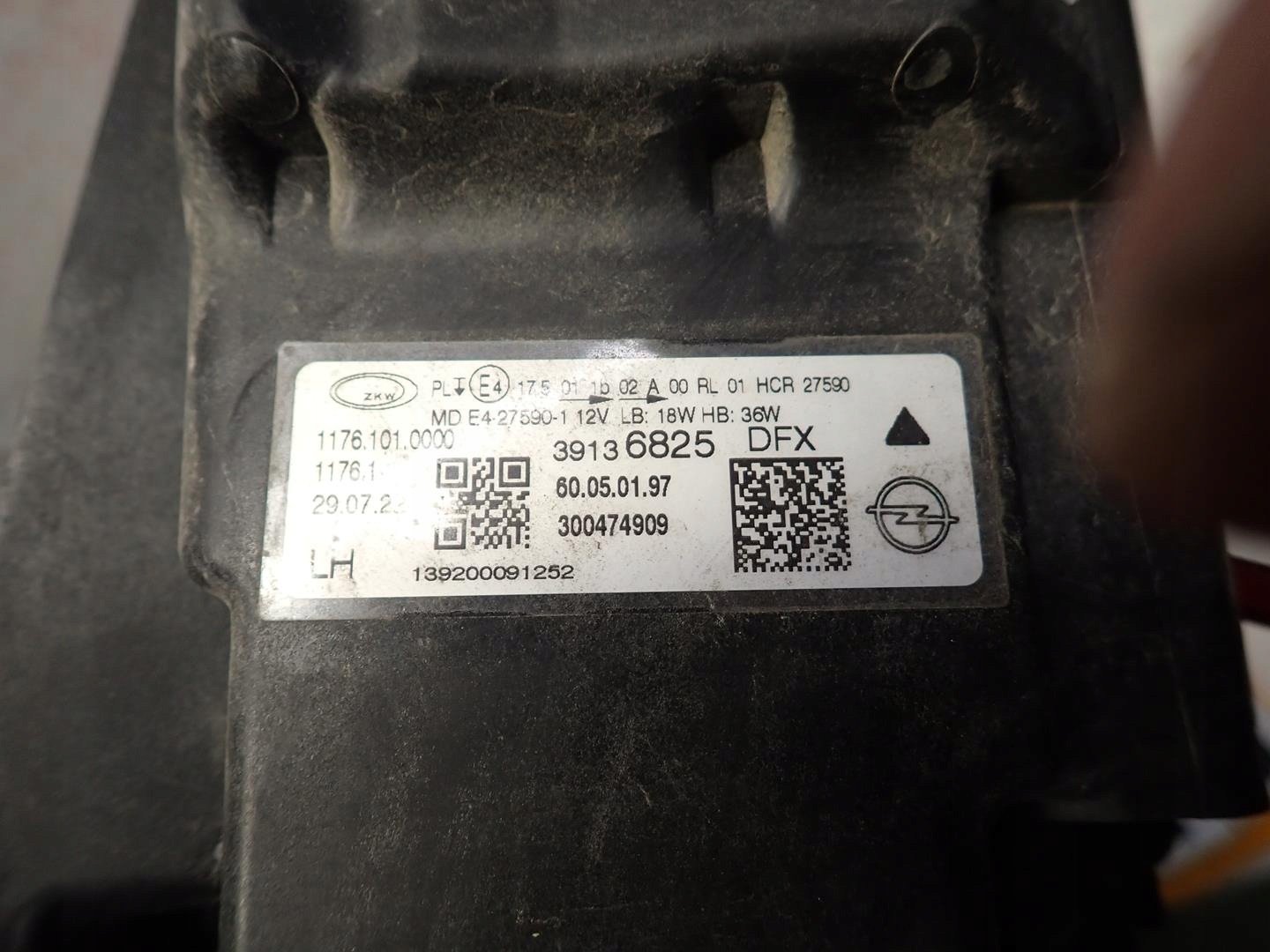 light front front left OPEL INSIGNIA II B LIFT 2021- FULL LED 39136825