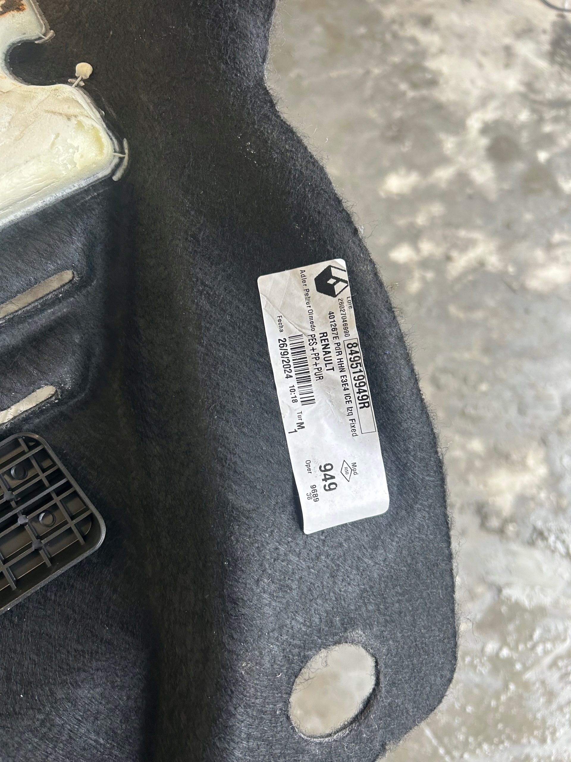 boot upholstery left rear part RENAULT AUSTRAL 849519949R