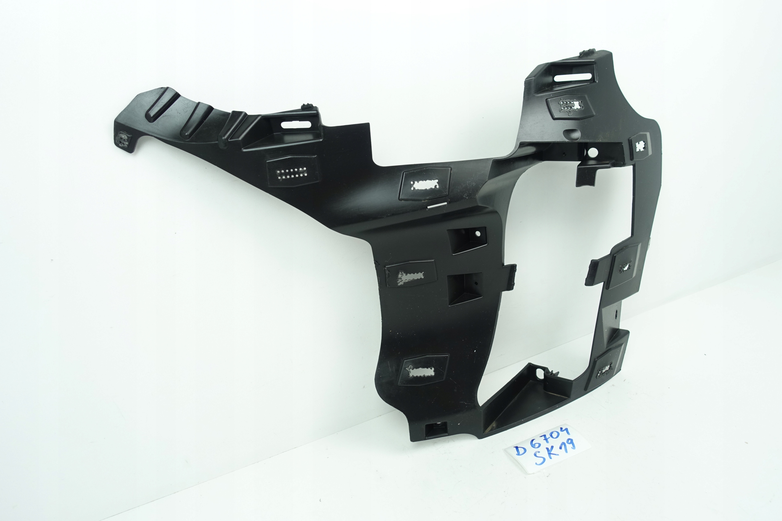 bumper bracket left front FORD ESCAPE II LV4B-15267-J