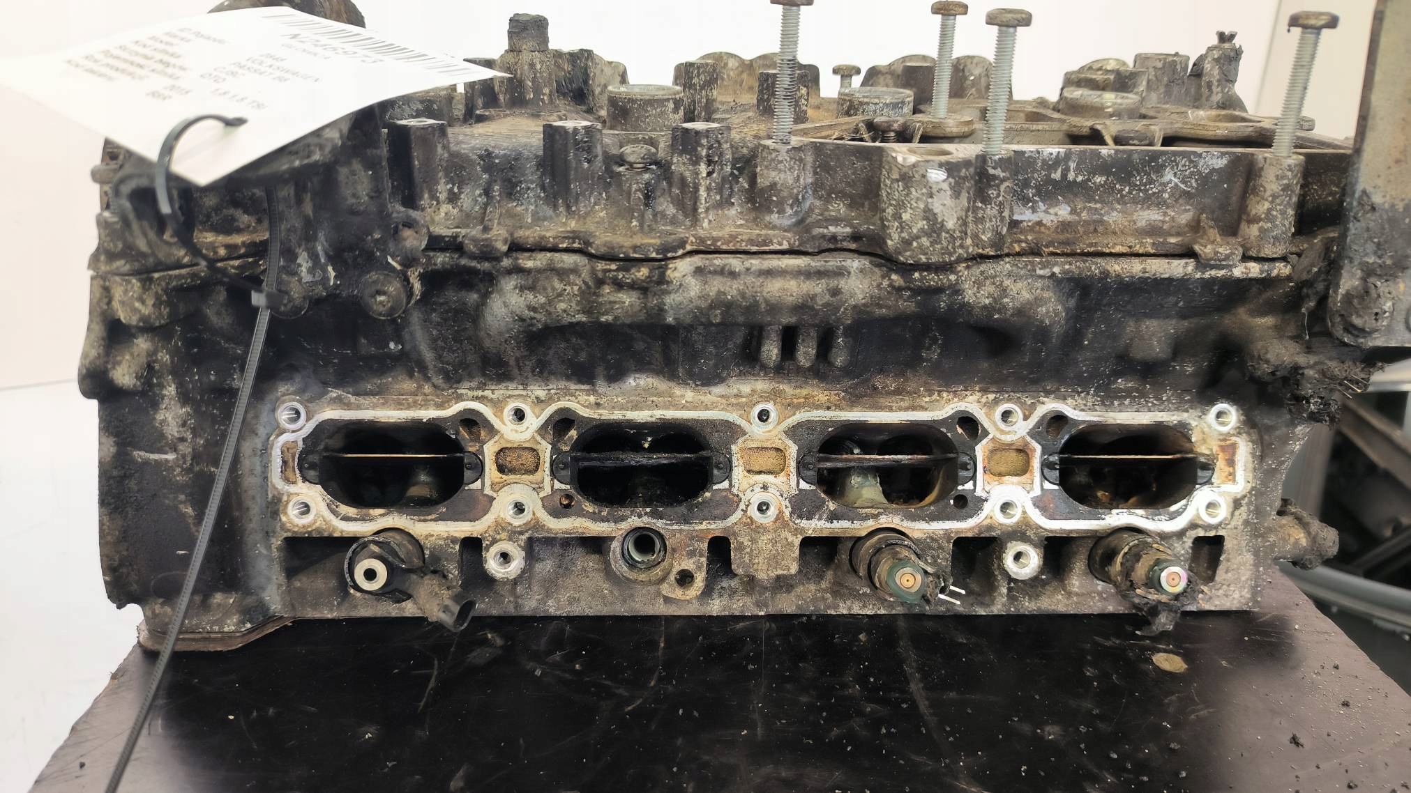 head. 06K403AE VOLKSWAGEN PASSAT B8