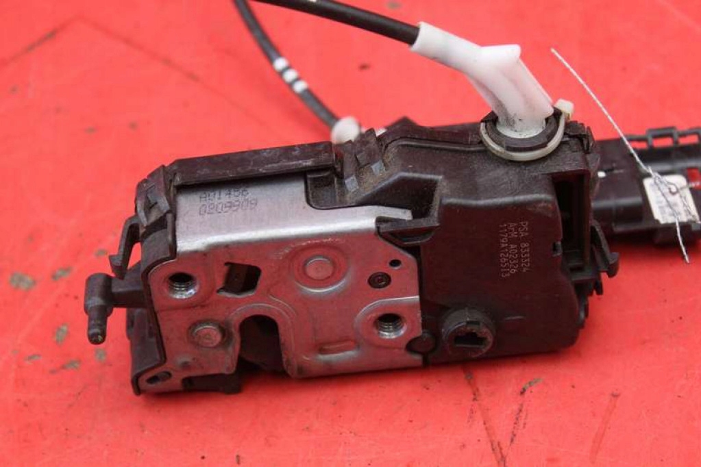 lock door right front front EU A01535E PEUGEOT 3008 1 and 10-13