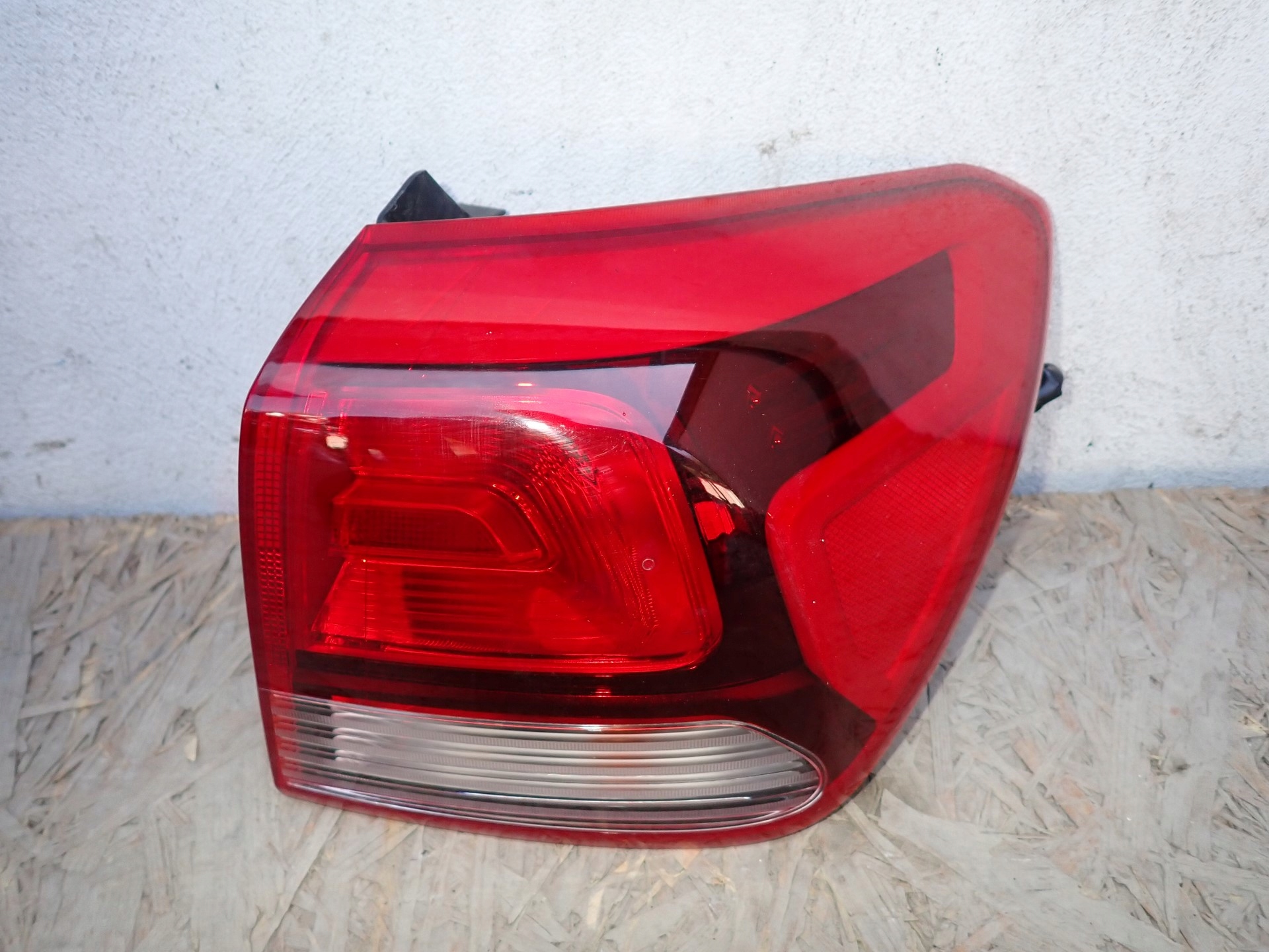 light right rear right rear part KIA RIO 4 IV YB HB 2017- 92402-H8