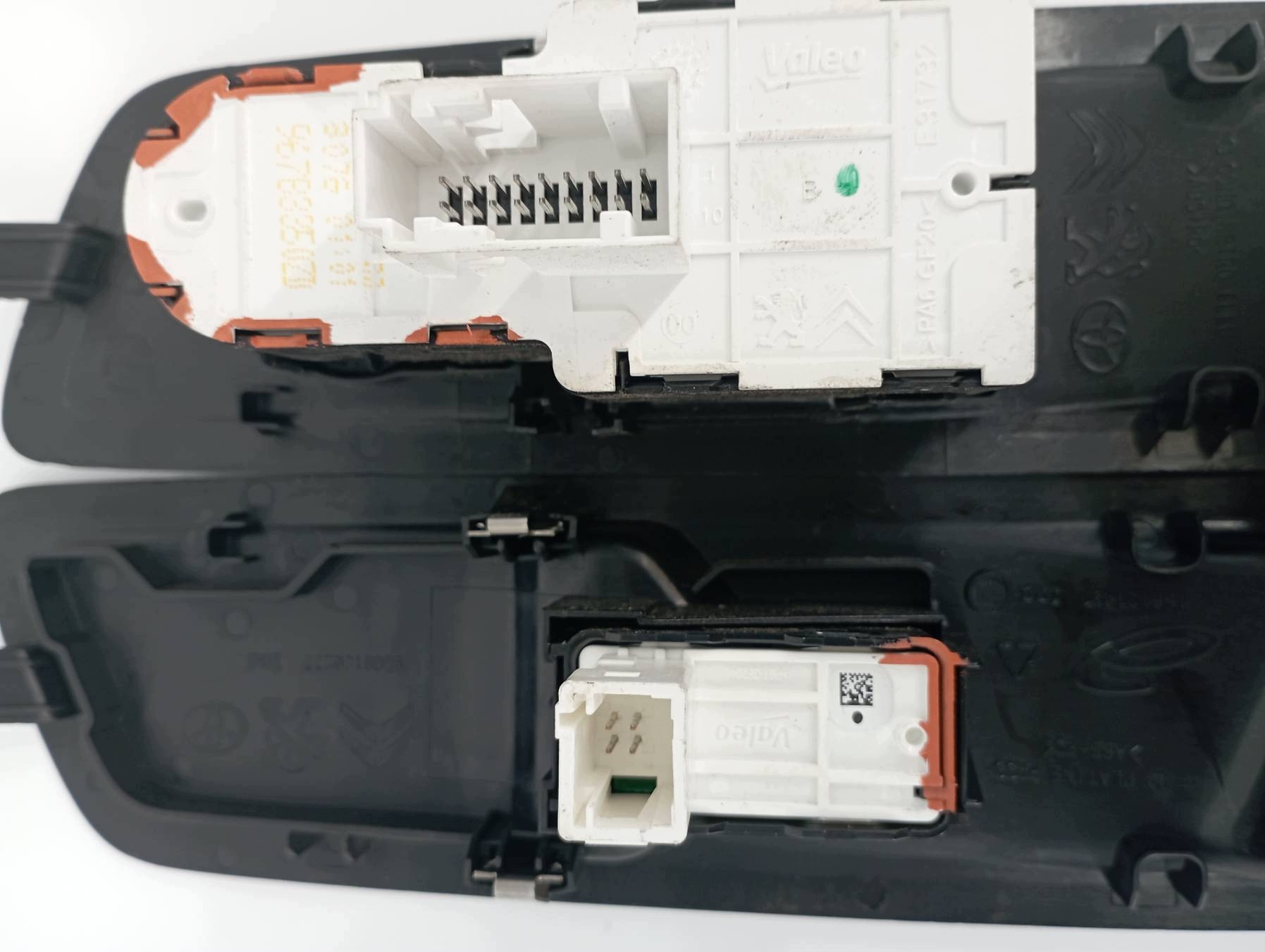 window control switch front left right EXPERT III SCUDO III Toyota ProAce II