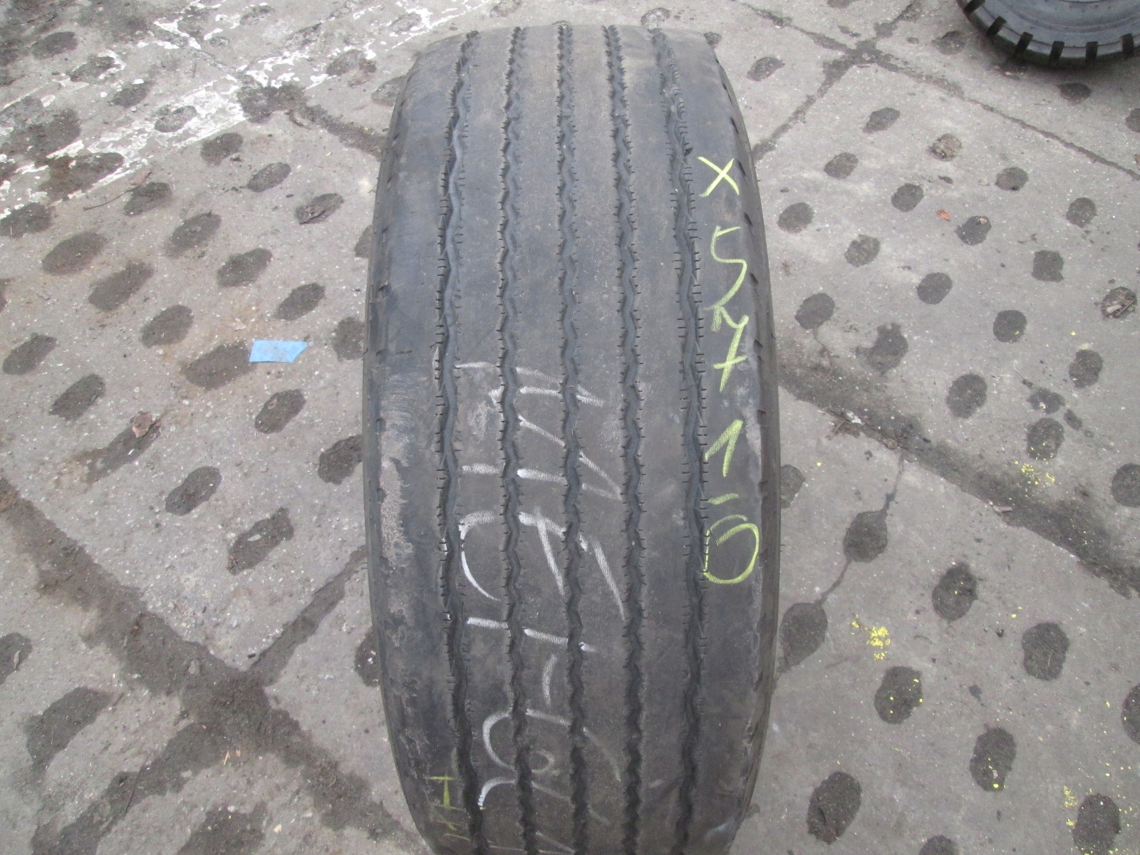 315 / 60R22,5 Aeolus hn227 передня