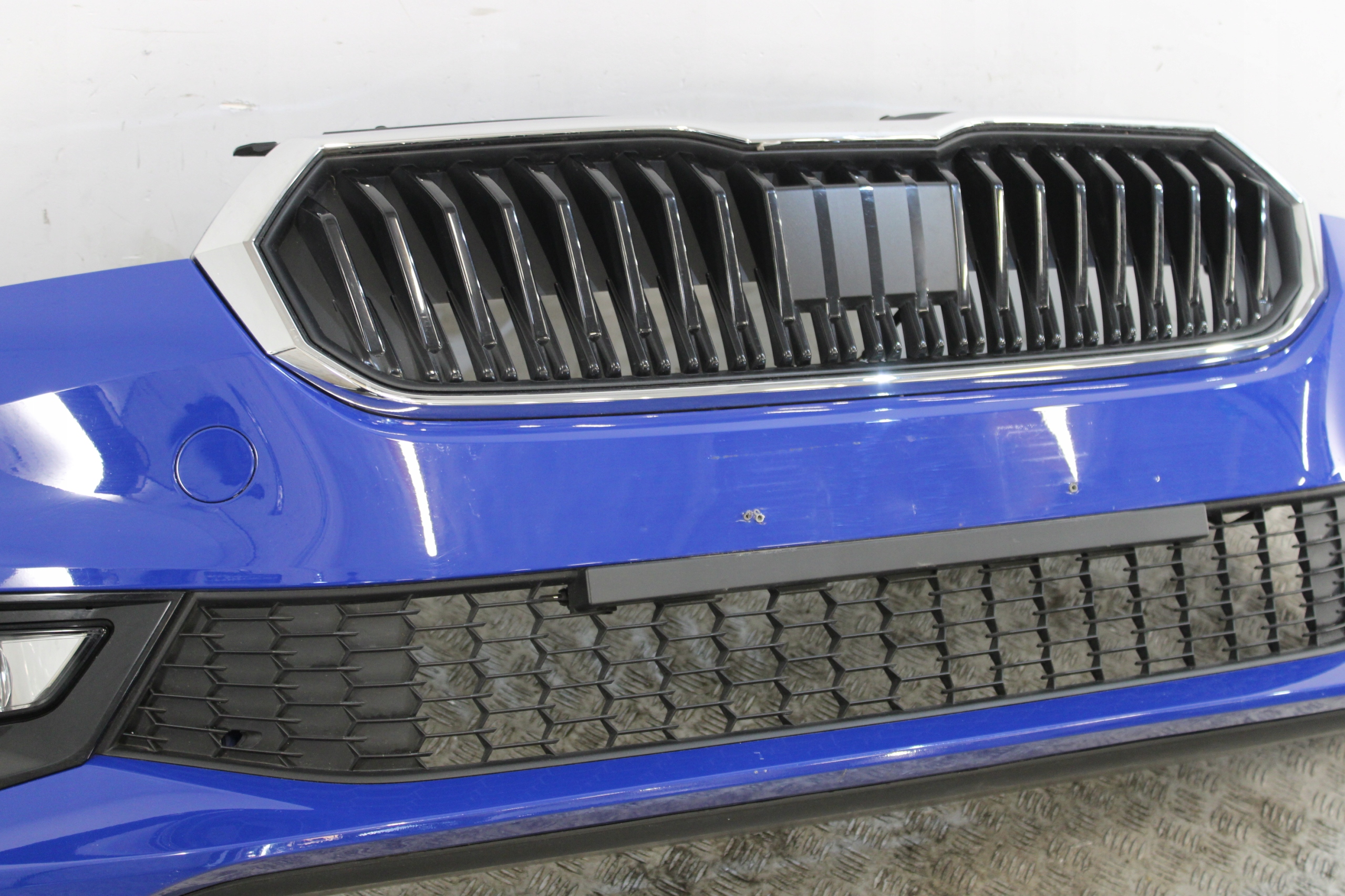 bumper front front SKODA FABIA IV 4 6VA