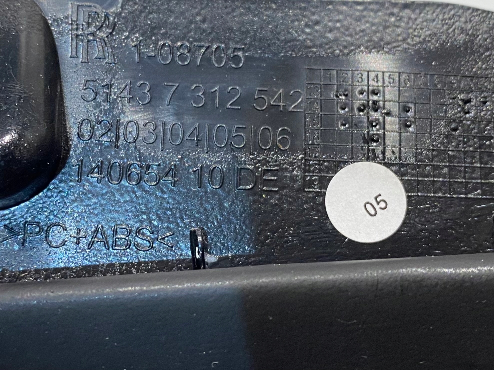 ROLLS ROYCE WRAITH cover pillar RH 51437312542
