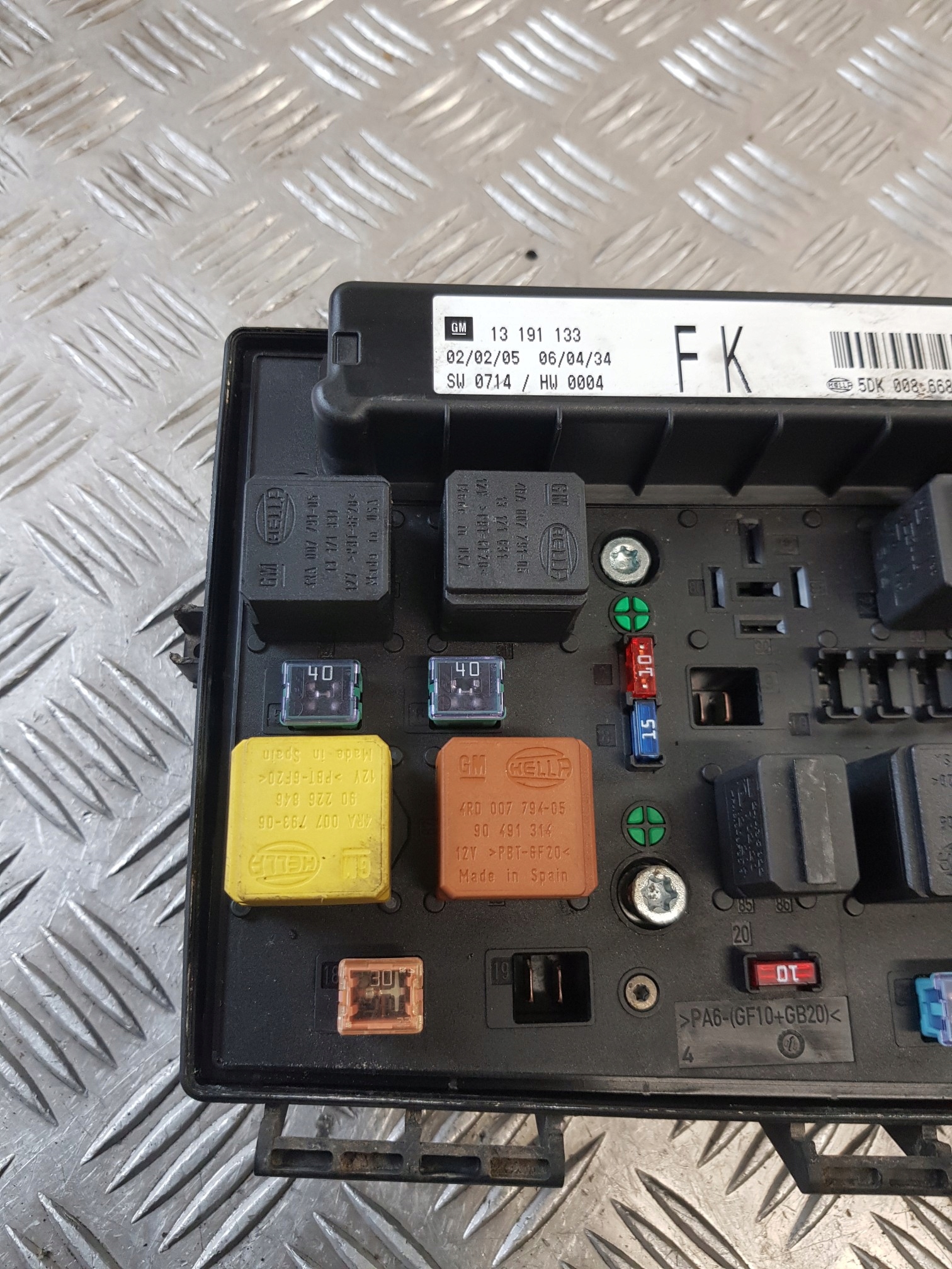 Module fusibles 13191133FK OPEL ASTRA III H 1.7CDTI