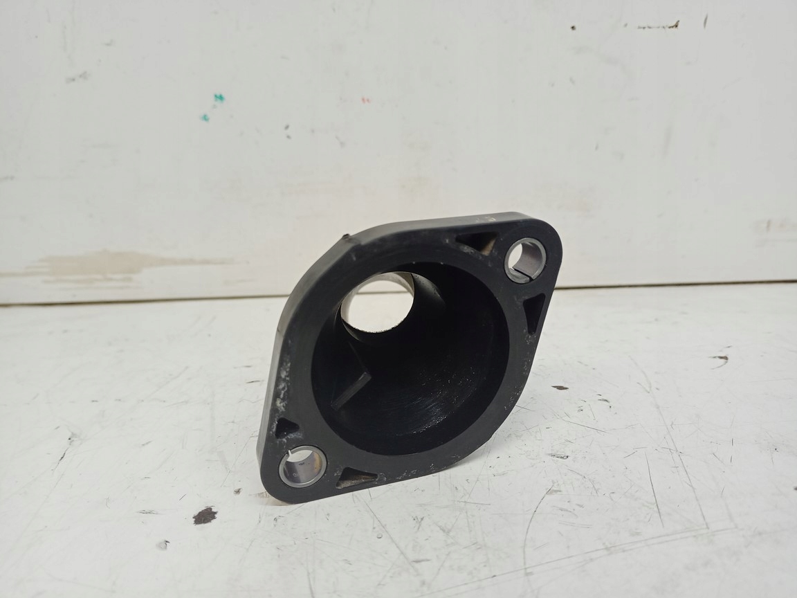 CEED I30 Bride Boîtier thermostat 1,4 1,6 06-12R