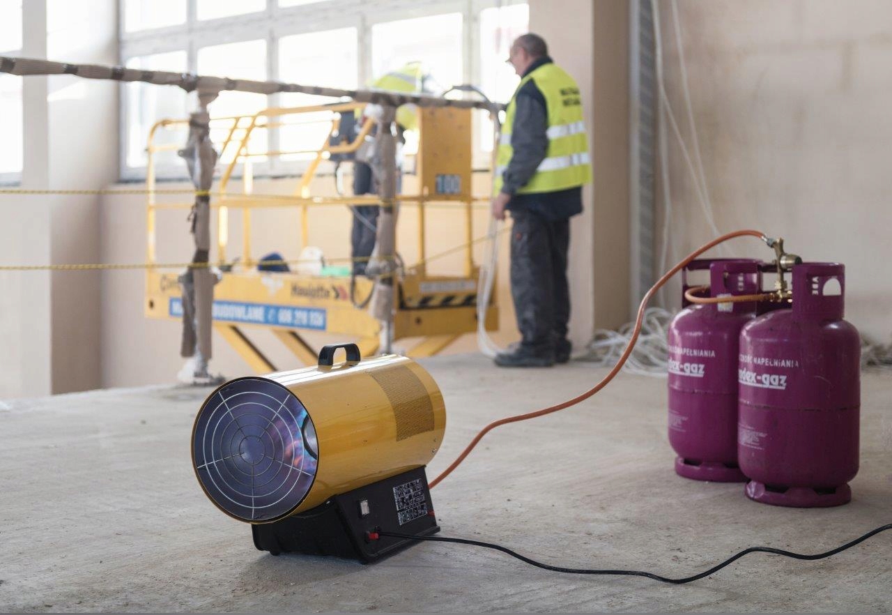 Использование тепловых пушек. Тепловые пушки ballu дизельные газовые электрические. Тепловые пушки электрические 20 квт. Дизельный нагреватель профтепло. Тепловые пушки ballu дизельные газовые электрические.