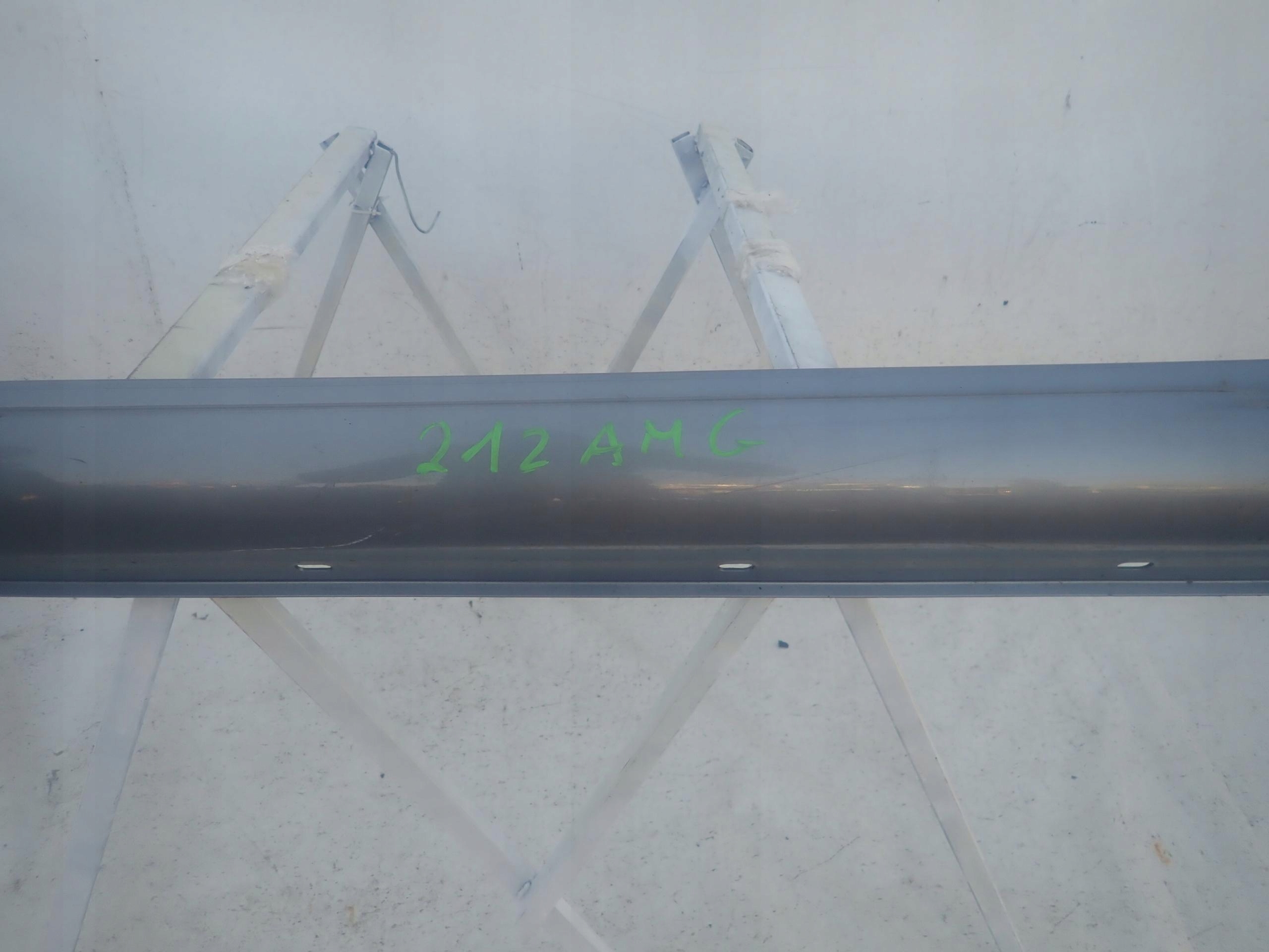 MERCEDES E-KLASA W212 AMG threshold moulding threshold left
