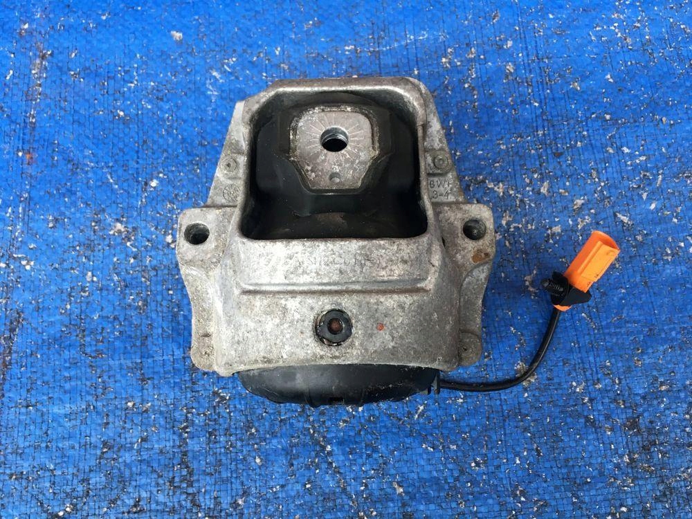 Audi Q5 8R engine mount 8K0199381