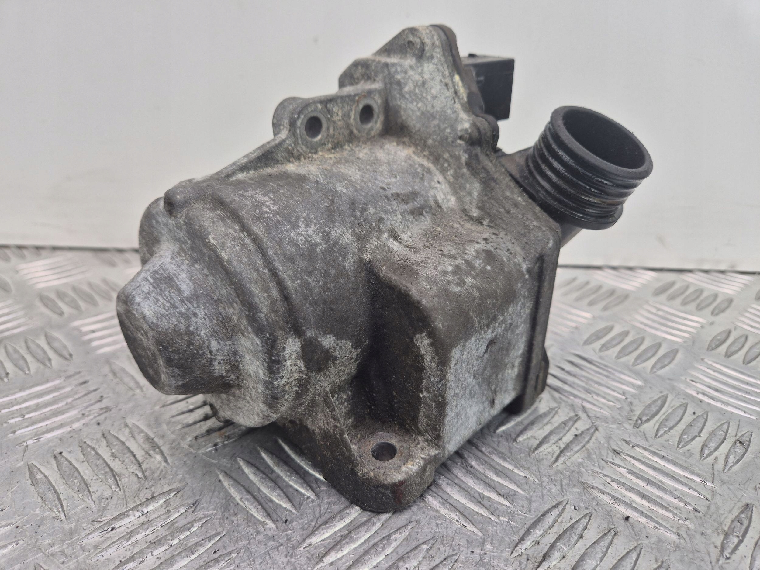 BMW X5 E70 40i water pump 9455978 N55B30A