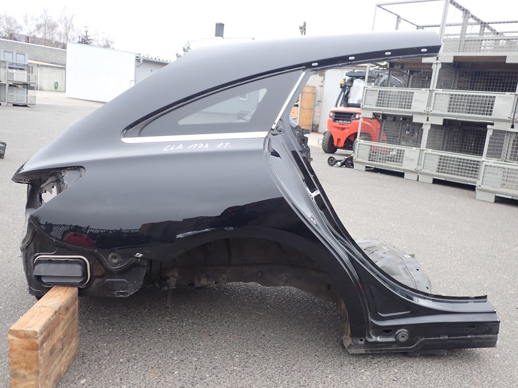 ĆWIARTKA BŁOTNIK PRAWY TYŁ EUROPA MERCEDES CLA X117 17R
