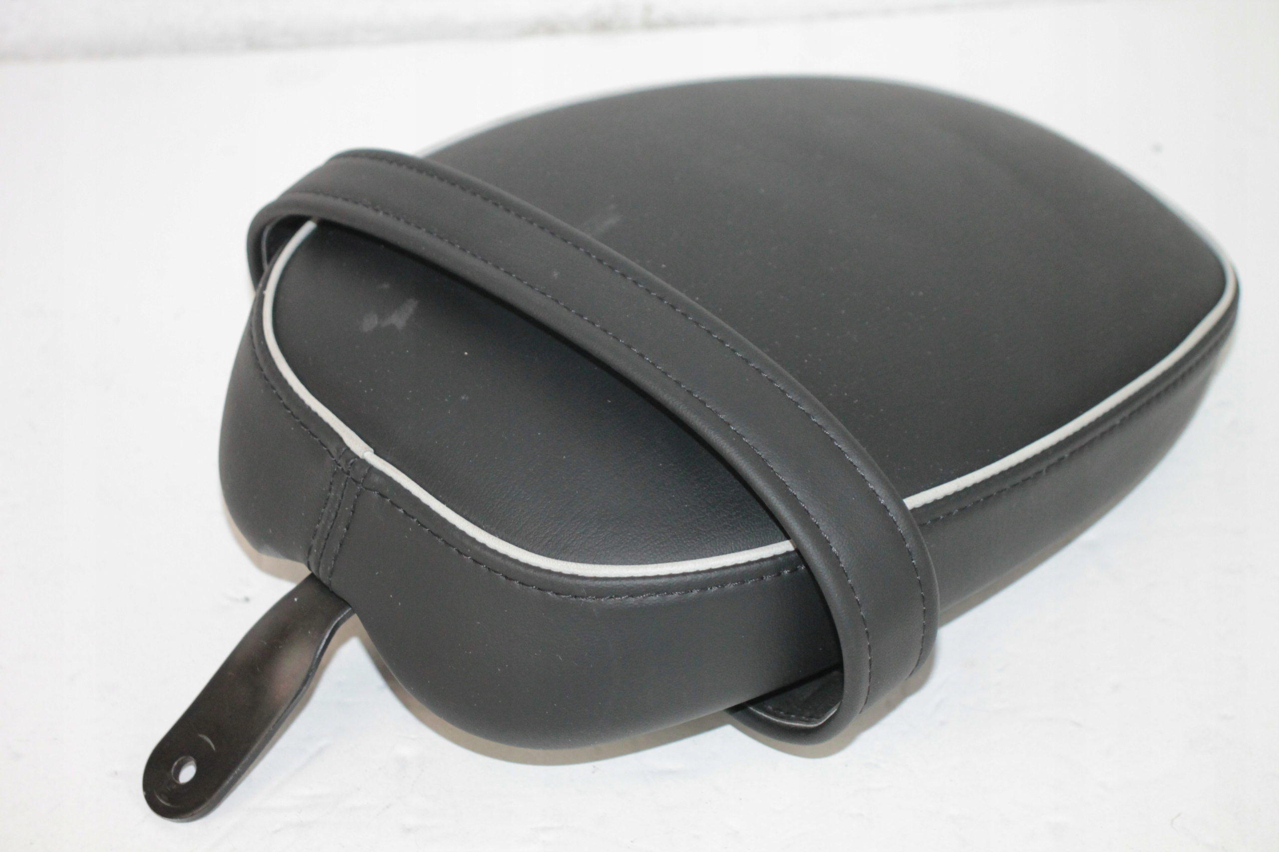 01 - TRIUMPH BONNEVILLE SPEEDMASTER 1200 СИДІННЯ