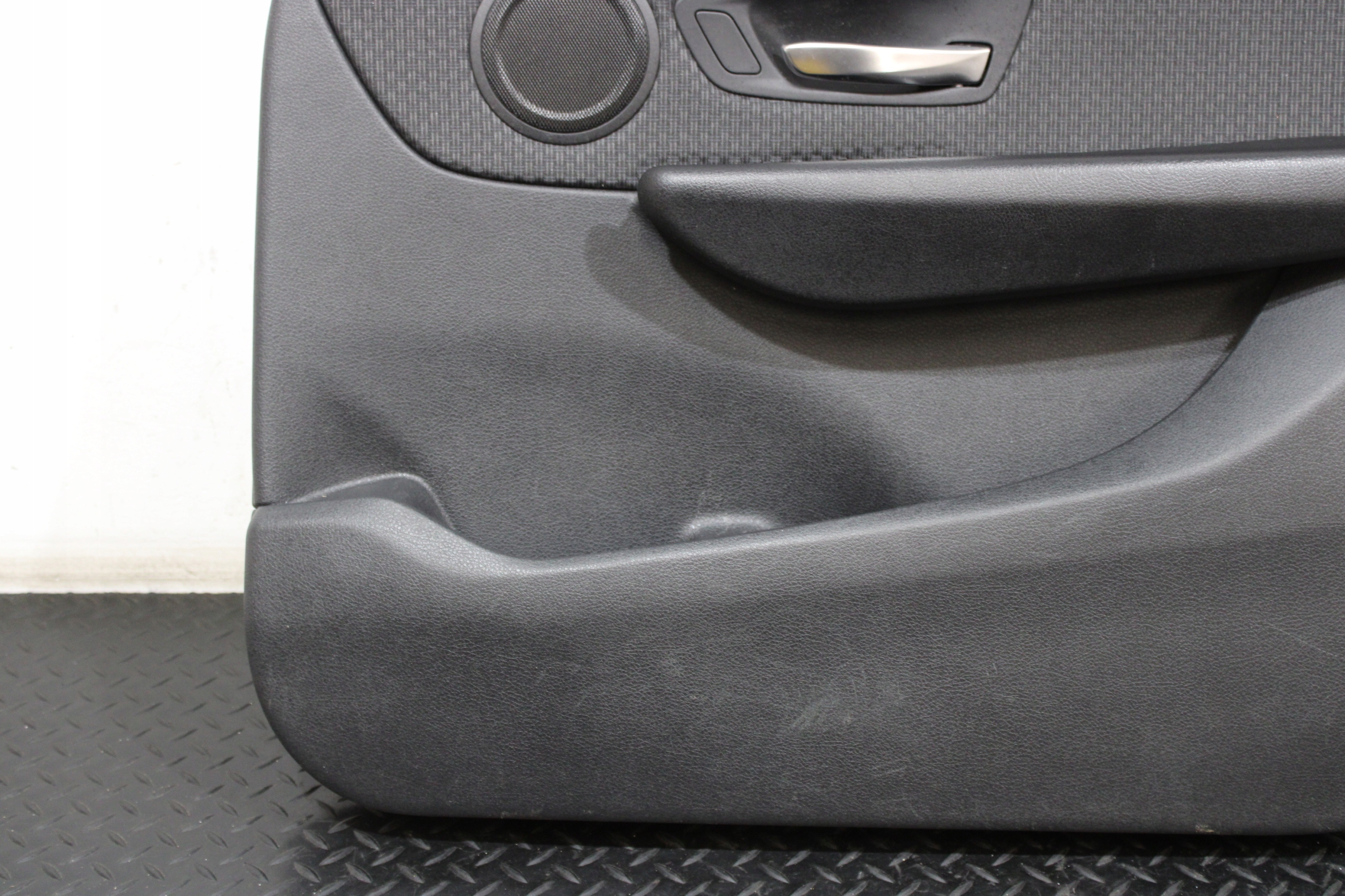 upholstery side door right front BMW 2 F45 ACTIVE TOURER