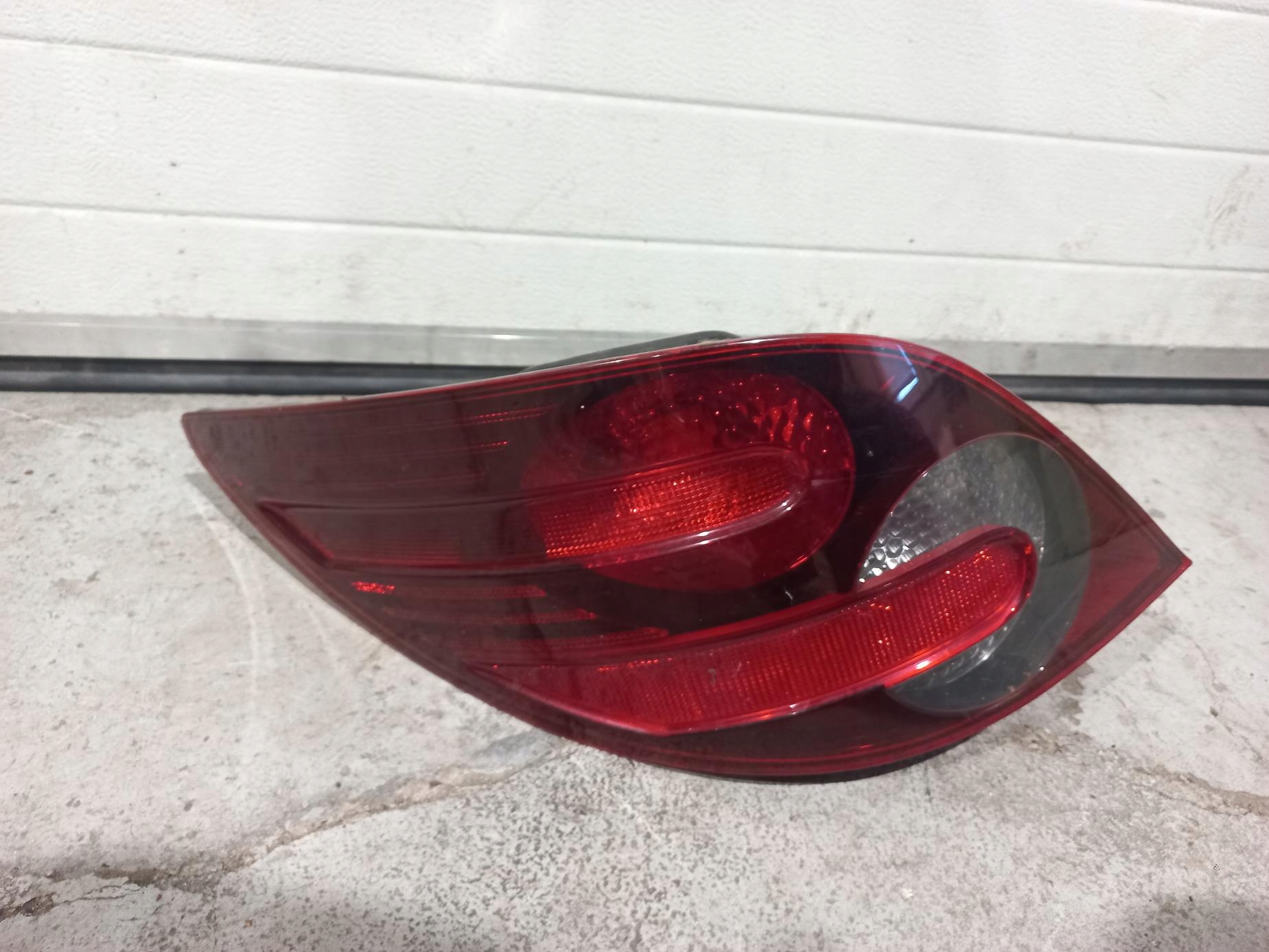 фонарь левый MERCEDES W251