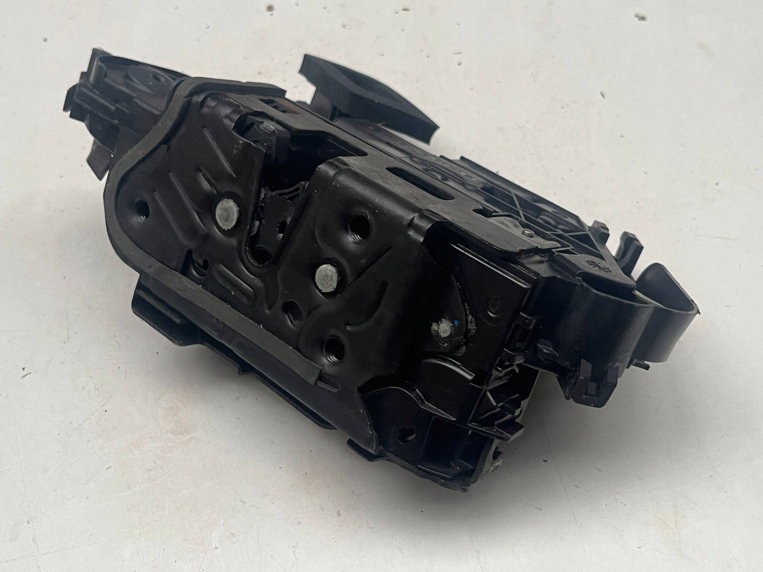 VOLKSWAGEN SEAT SKODA lock door left front 5TB837015C @M