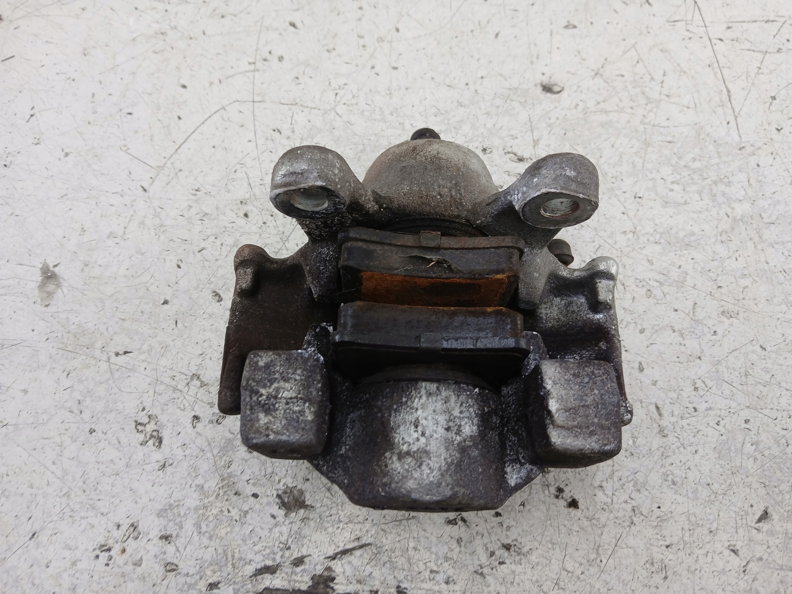 MERCEDES W203 caliper brake left rear part