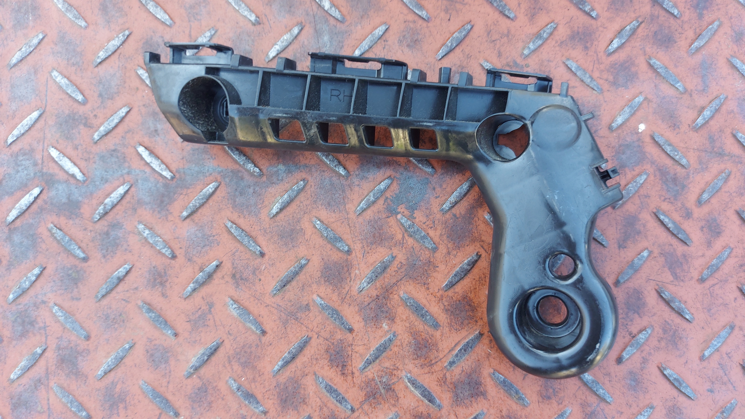 support right front TOYOTA COROLLA E21 19- sedan