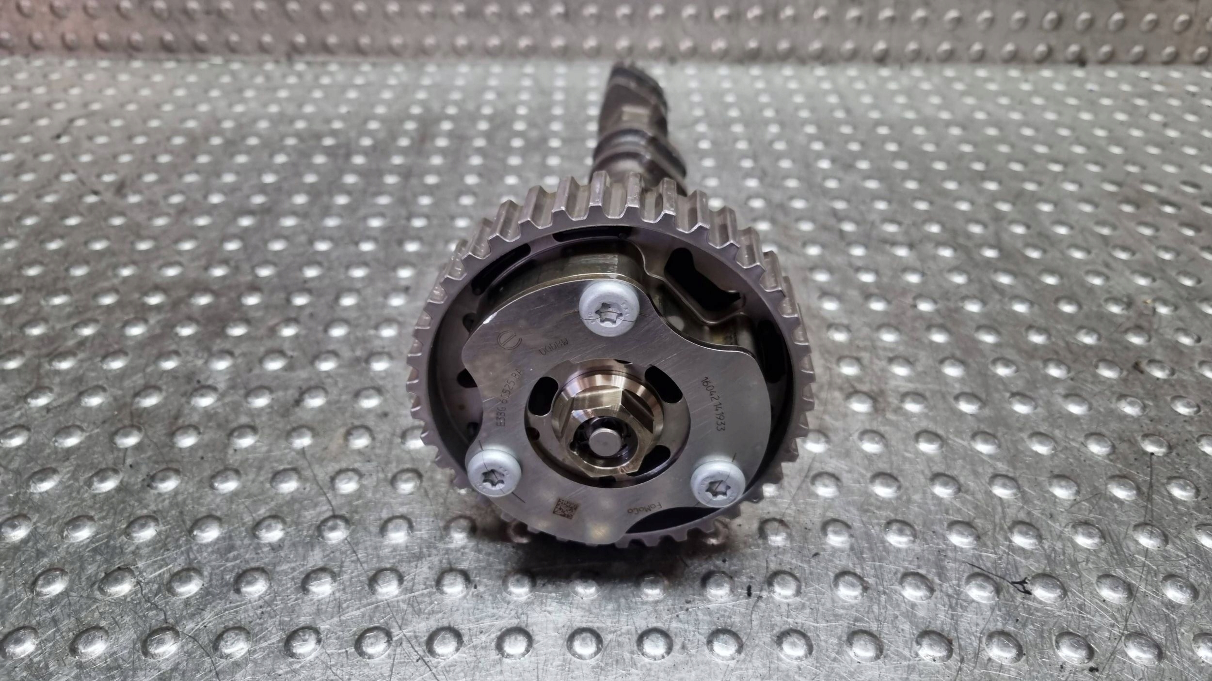 Arbre à cames d’échappement WARIATOR E3BG-6C525-BA FORD FOCUS MK3 1.0 ECO M1DD