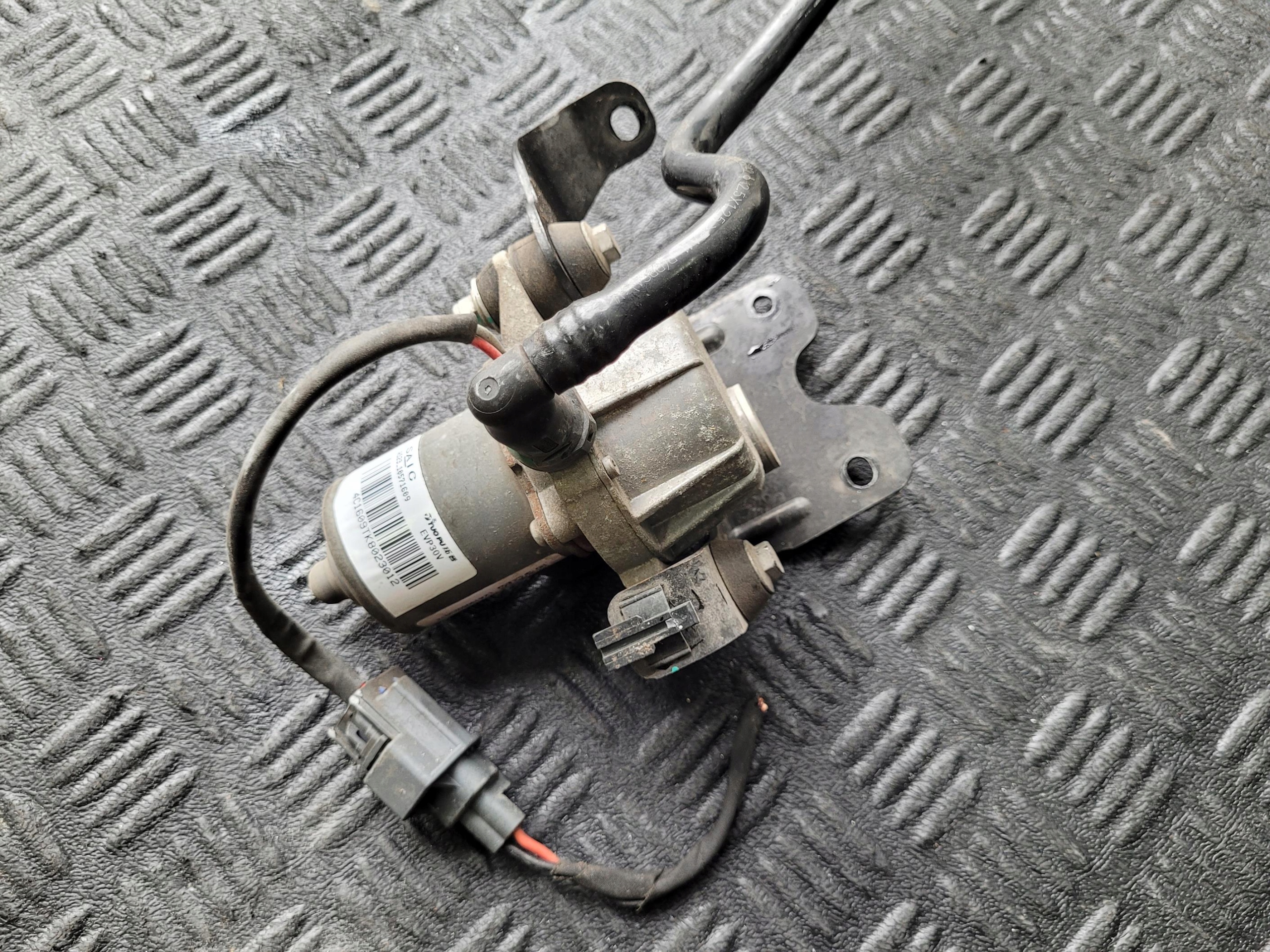Pompa WAKUM VACUM 10571609 MG HS e 1.5 T TGI AUTOMAT