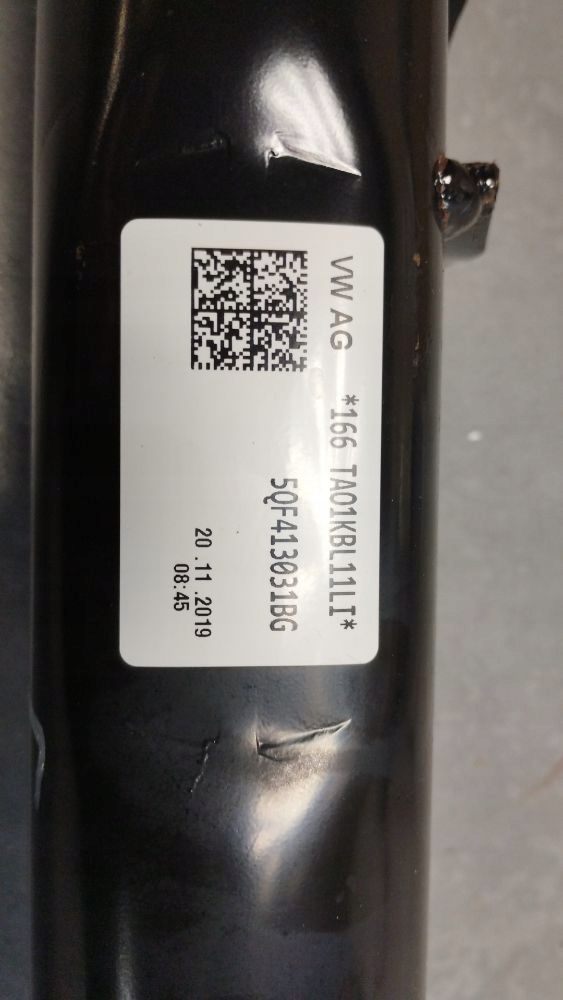 Audi Q3 F3 83A shock absorber left front 5QF413031BG