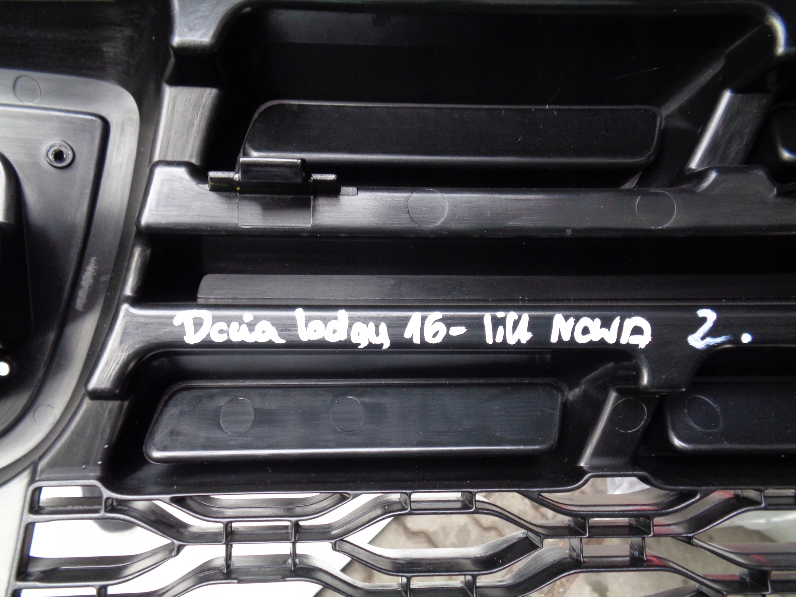 nova maska DACIA LODGY 18- LIFT