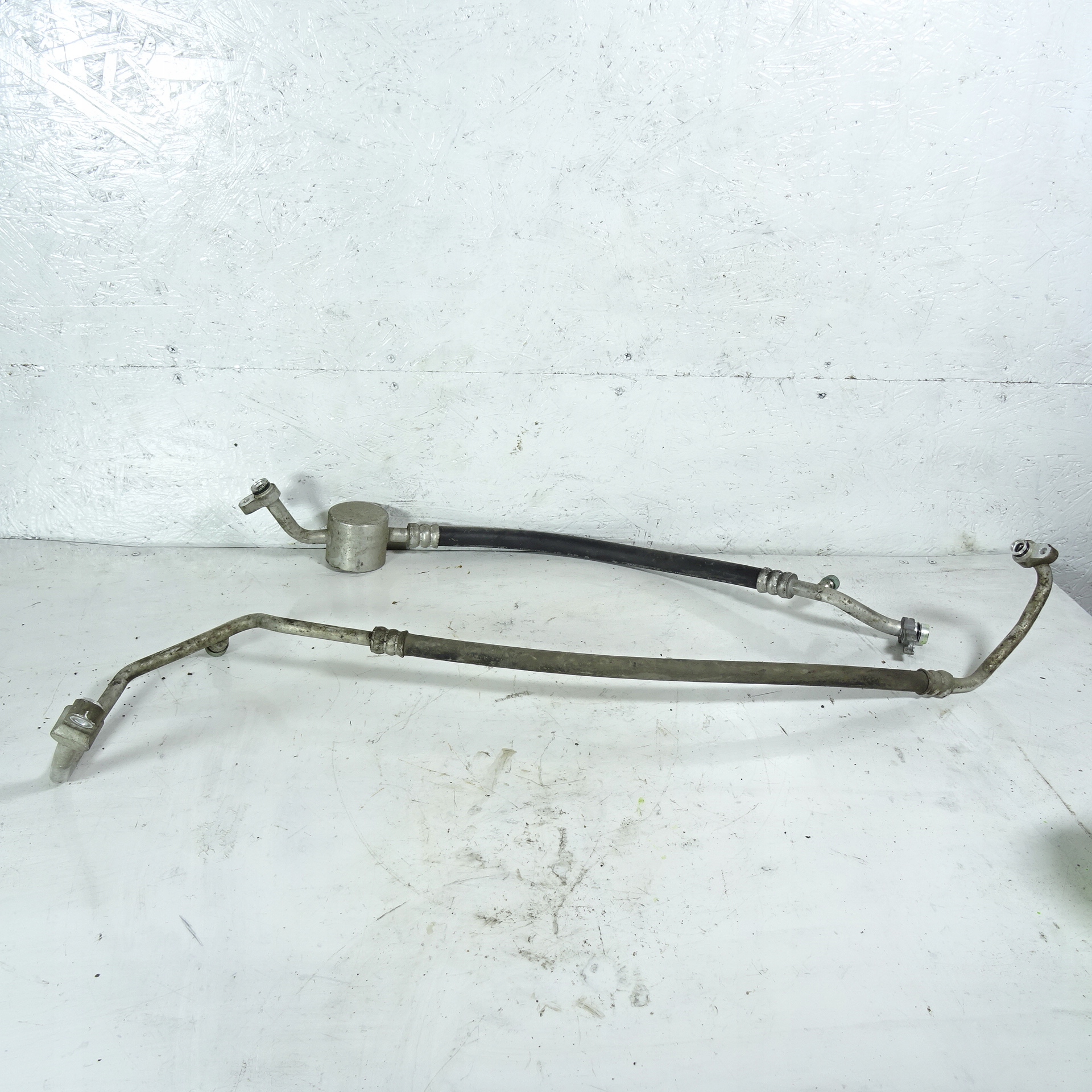 SUZUKI GRAND VITARA II 1.9 DDIS КОНДИЦИОНЕР ТРУБКИ