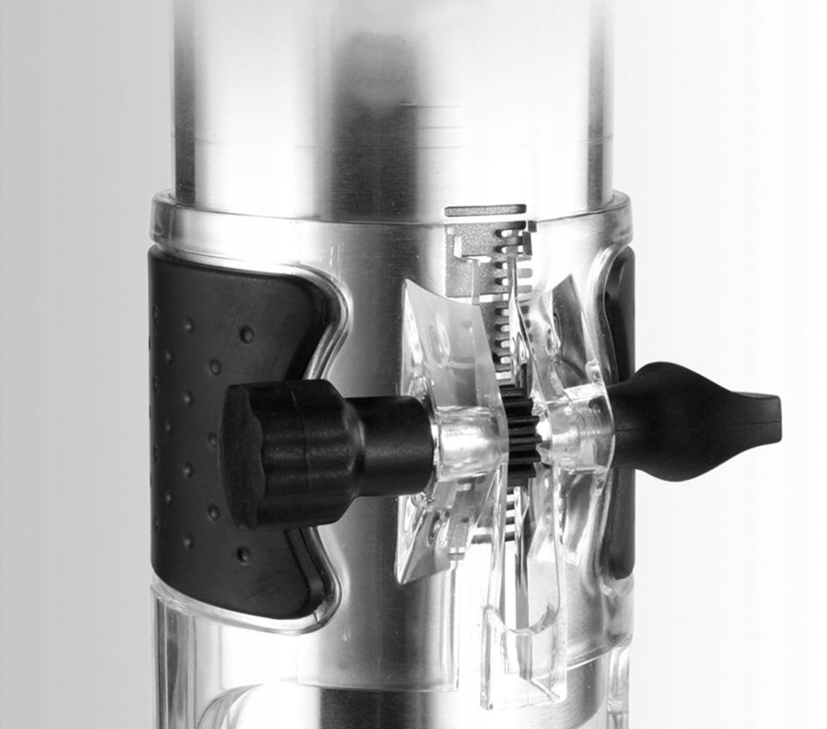 FREZARKA GÓRNOWRZECIONOWA do DREWNA PIONOWA RĘCZNA Maksymalna głębokość frezowania 230 mm