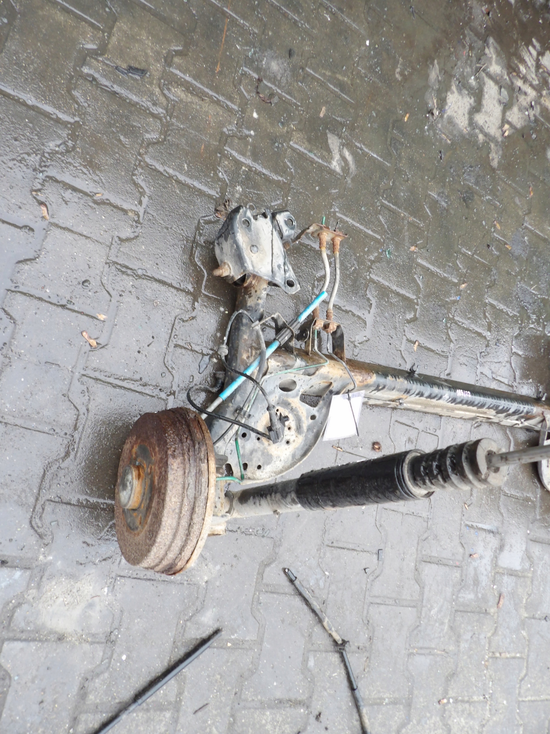 axis rear sider Renault Clio III 1,2-16V