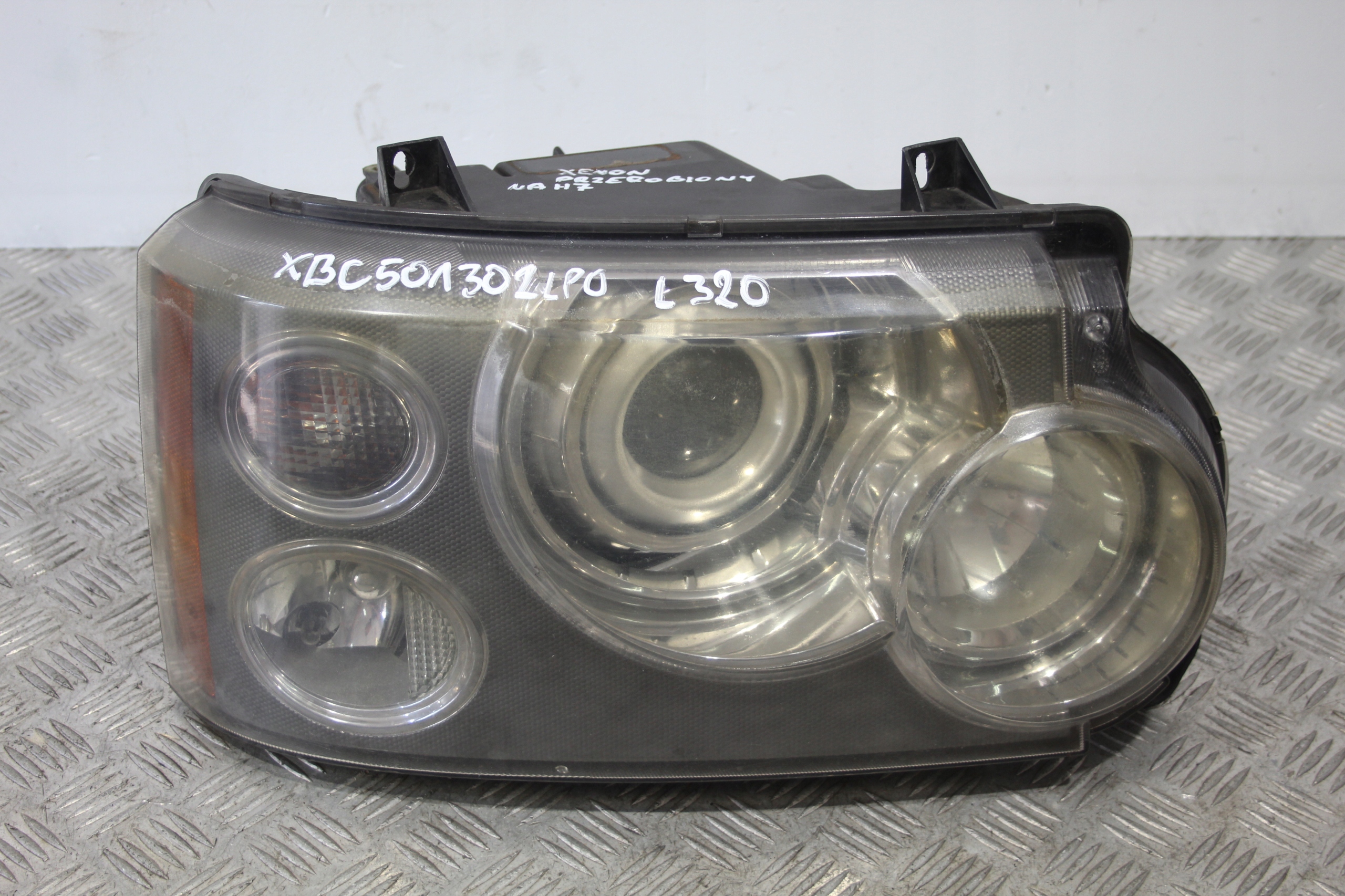 ФАРА ПРАВИЙ ПЕРЕД RANGE ROVER VOGUE III 3 L322