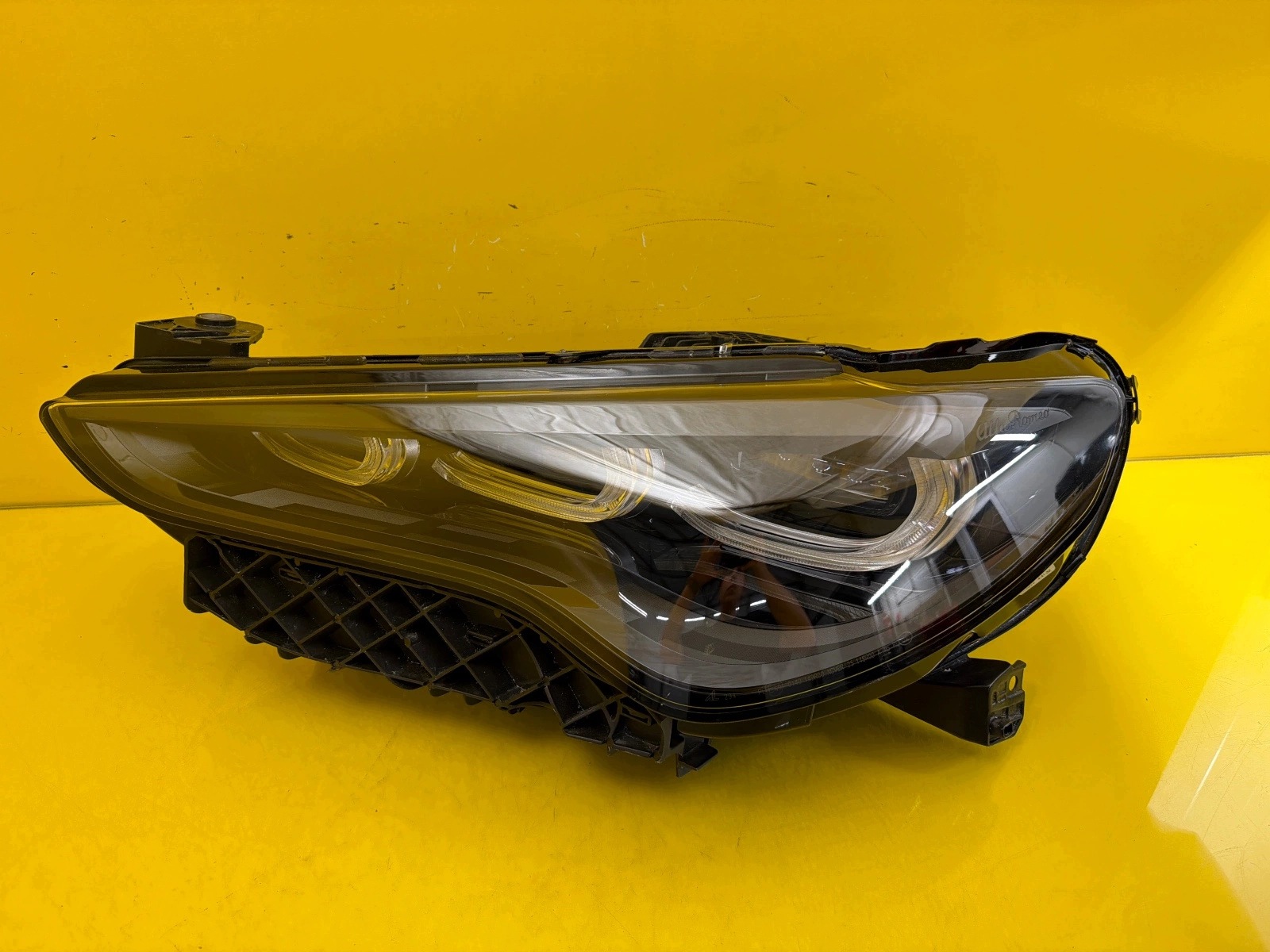 light front left Alfa Romeo Stelvio Lift 2023- Full Led