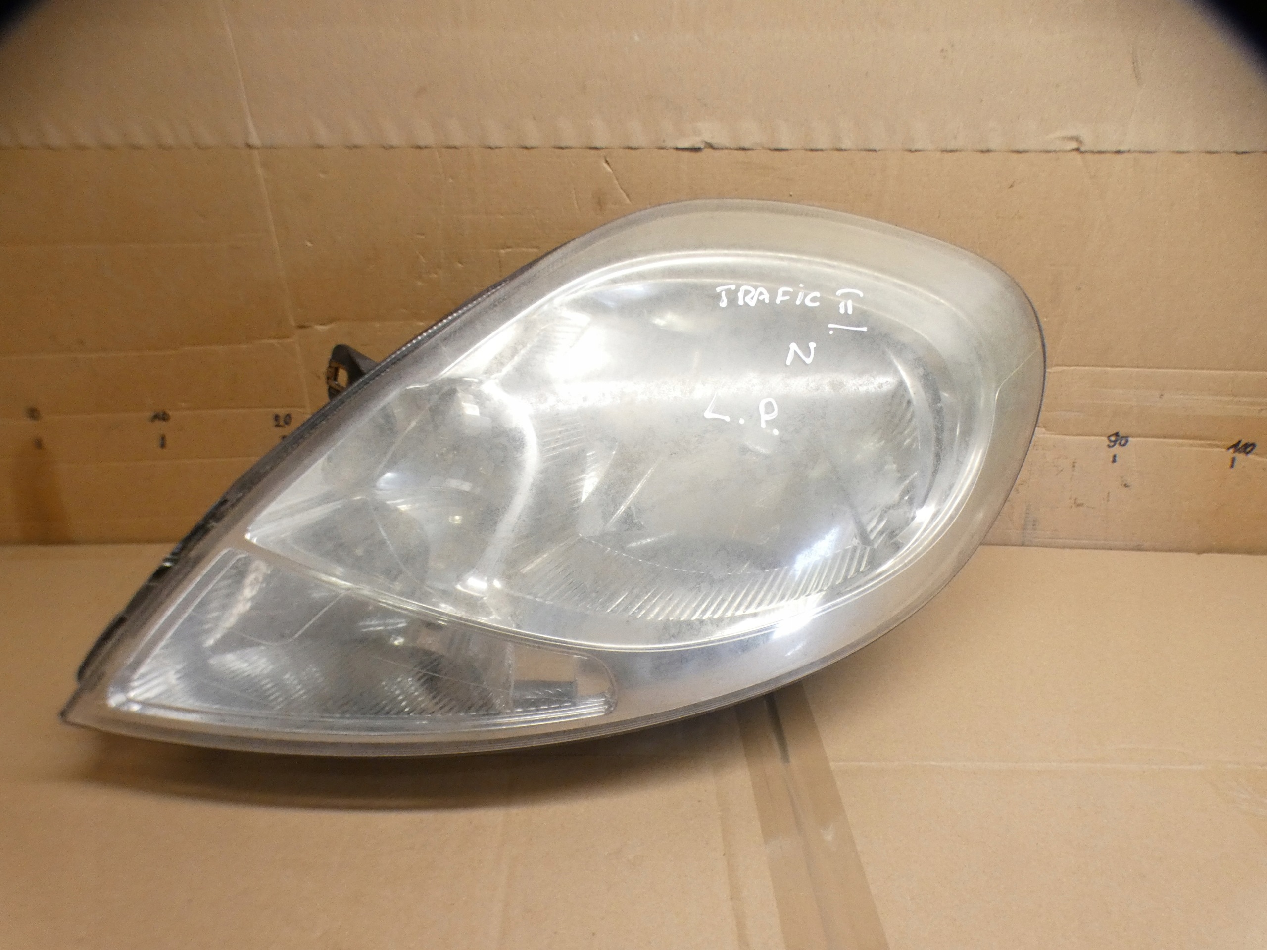 REFLEKTOR left light left front RENAULT TRAFIC II VIVARO