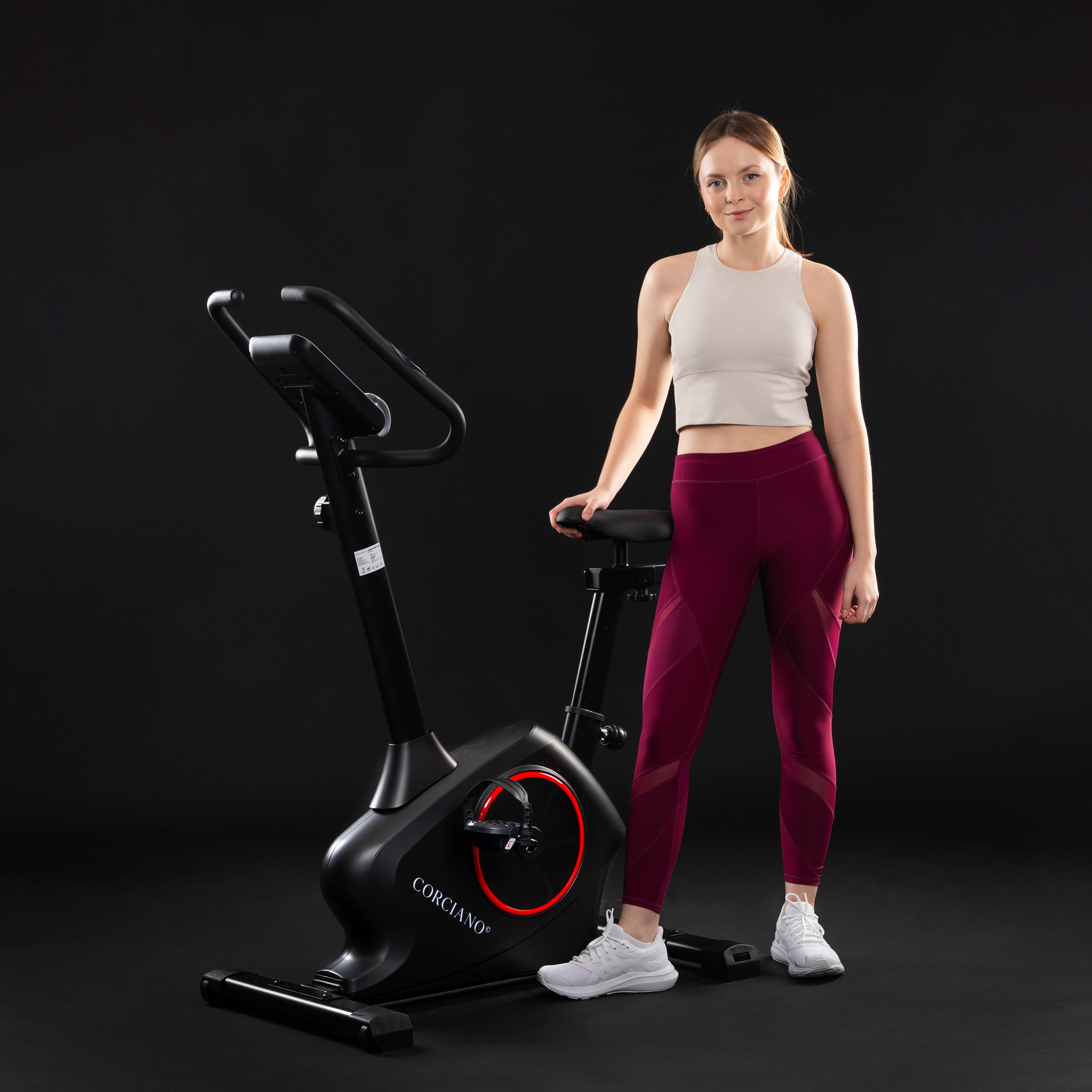 ROWERE TRENINGOWY STACJONARNY MAGNETYCZNY ROSSO DO 150 KG ROWEREK DO DOMU Model ROWEREK_TRENINGOWY_ES_8608