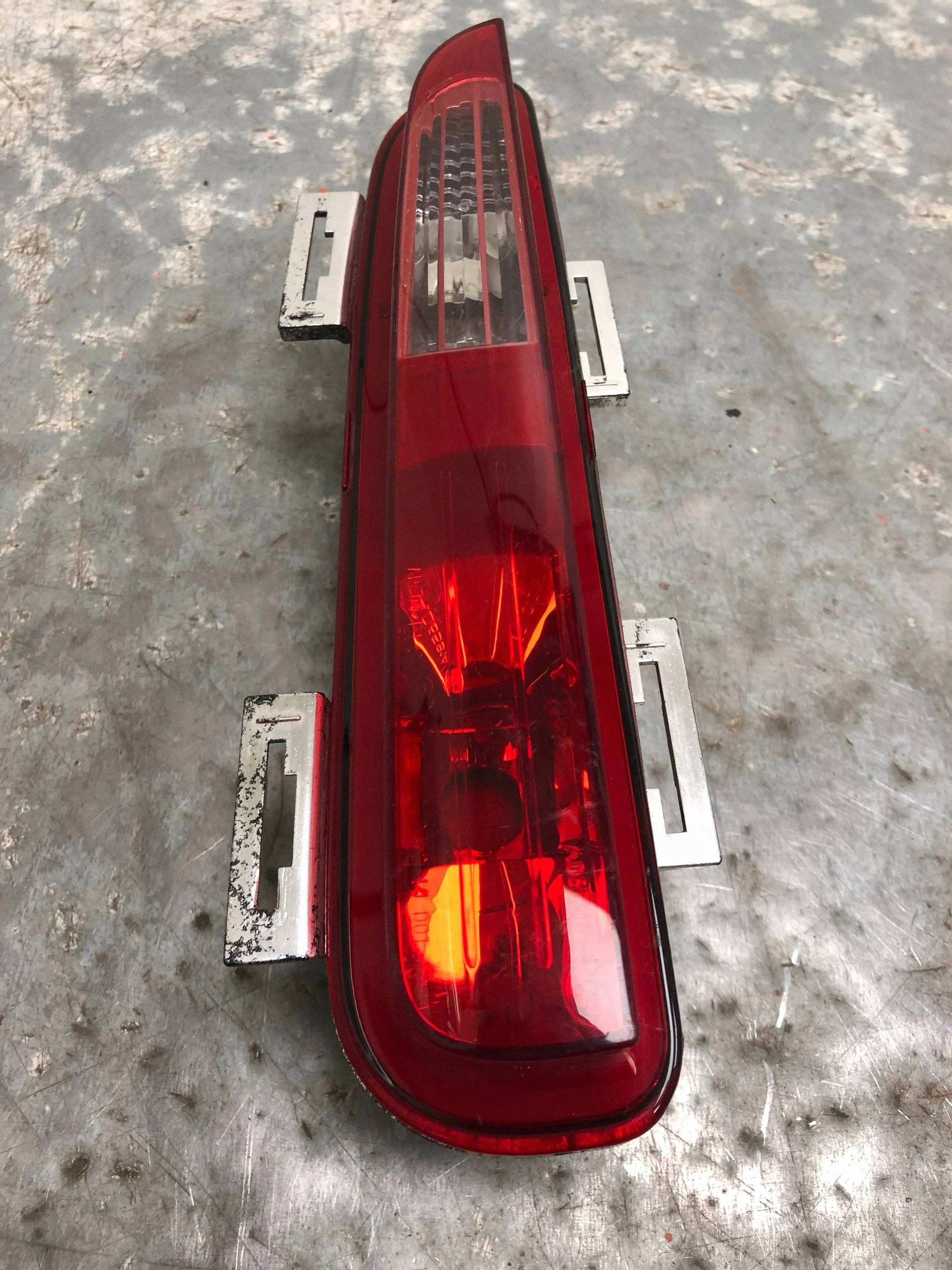 feu antibrouillard gauche arrière MINI R59 7255921