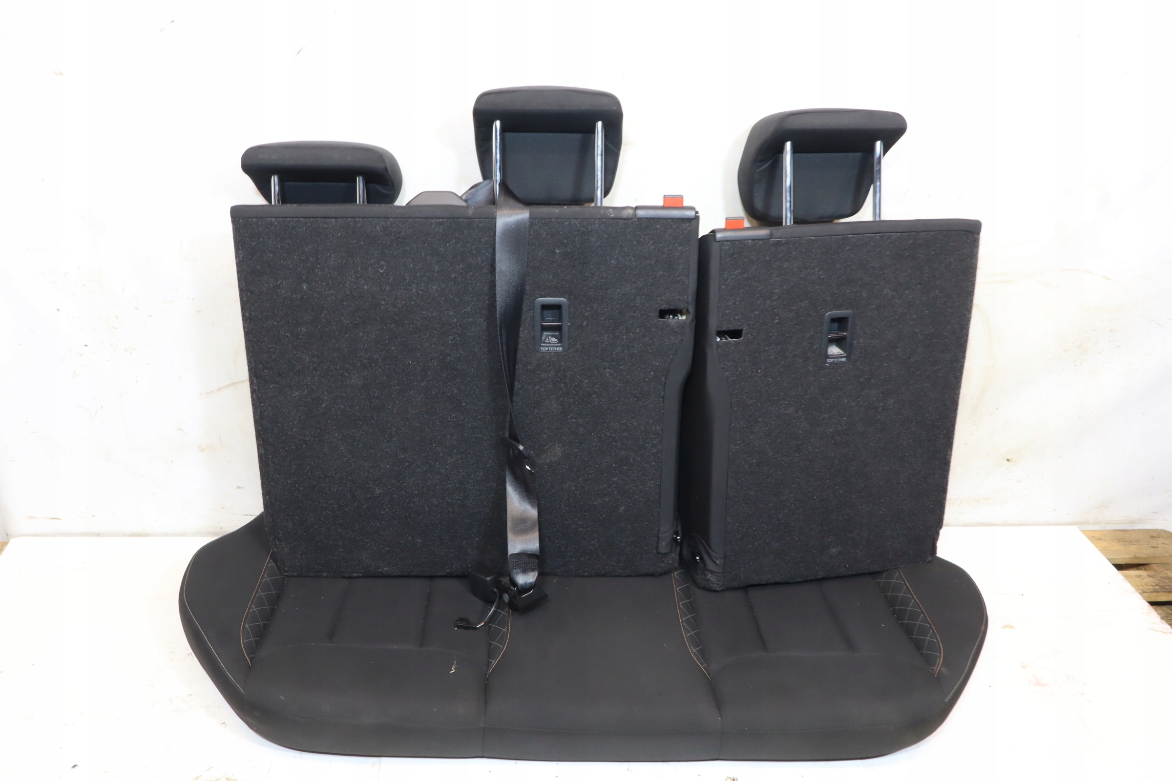 кресло передний левый SKODA SUPERB II