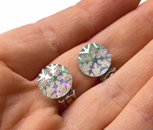 

Klipsy urocze śnieżynki