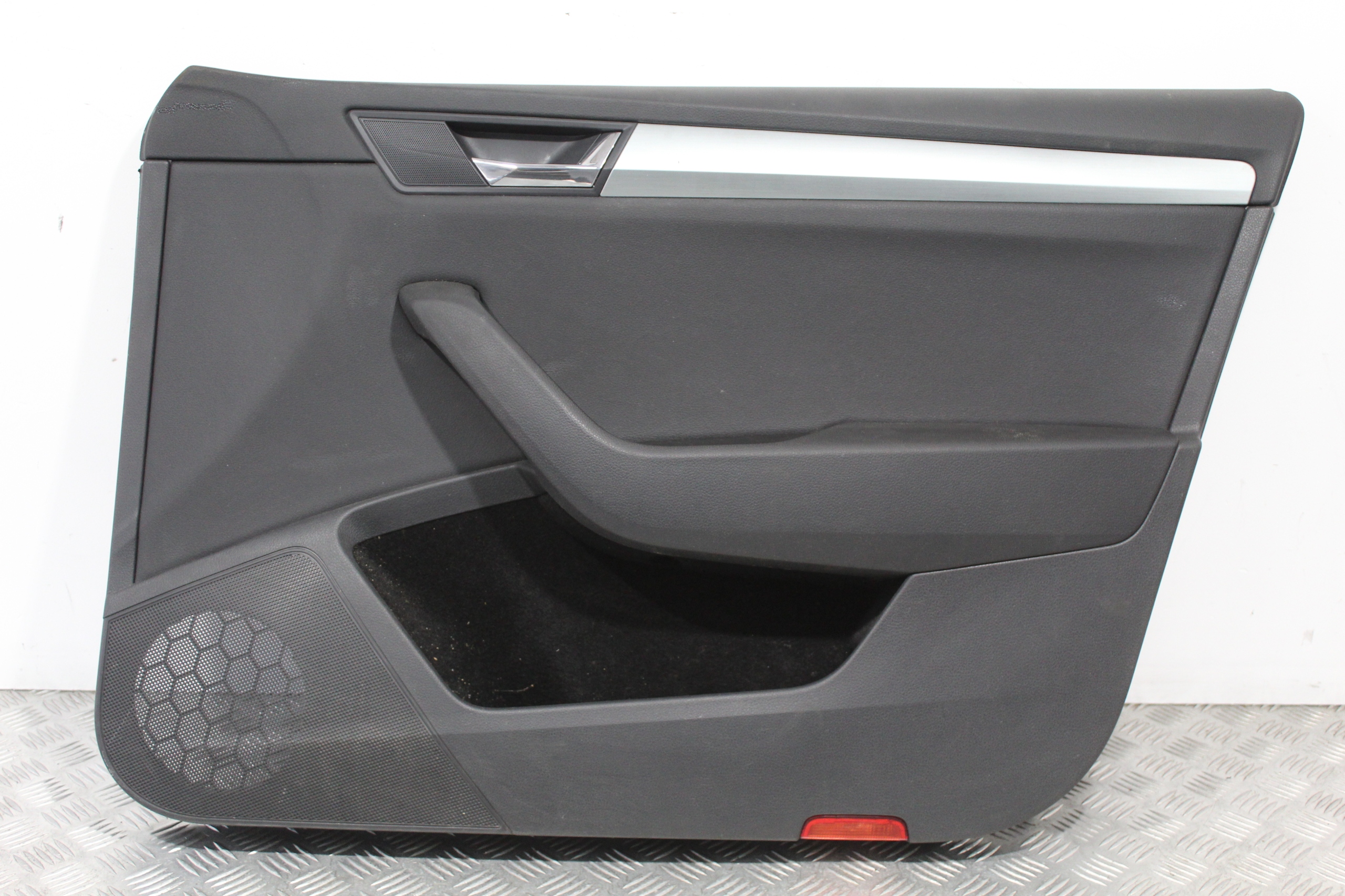 side door right front SUPERB III 3 3V0