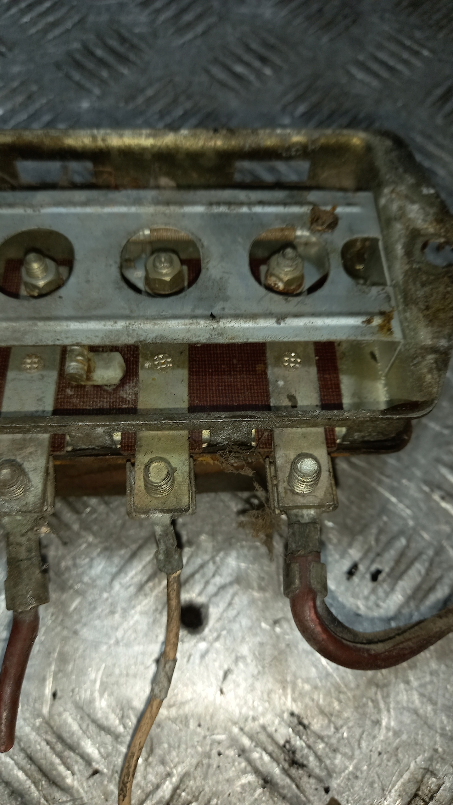 REGULATOR di tensione FIAT 126 P