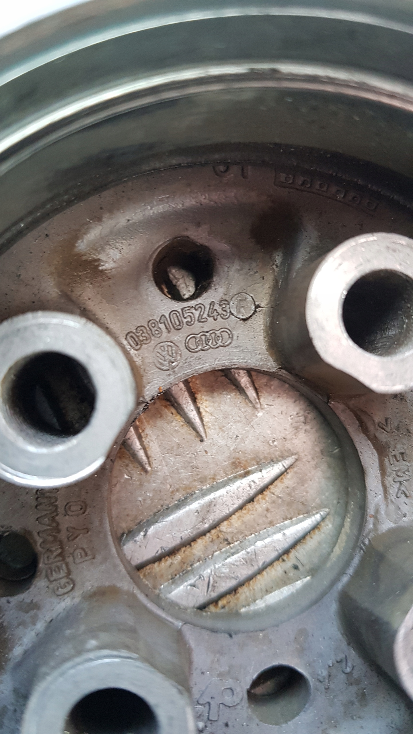 AUDI A4 B6 1.9 TDI AVF csigák WALU 038105243