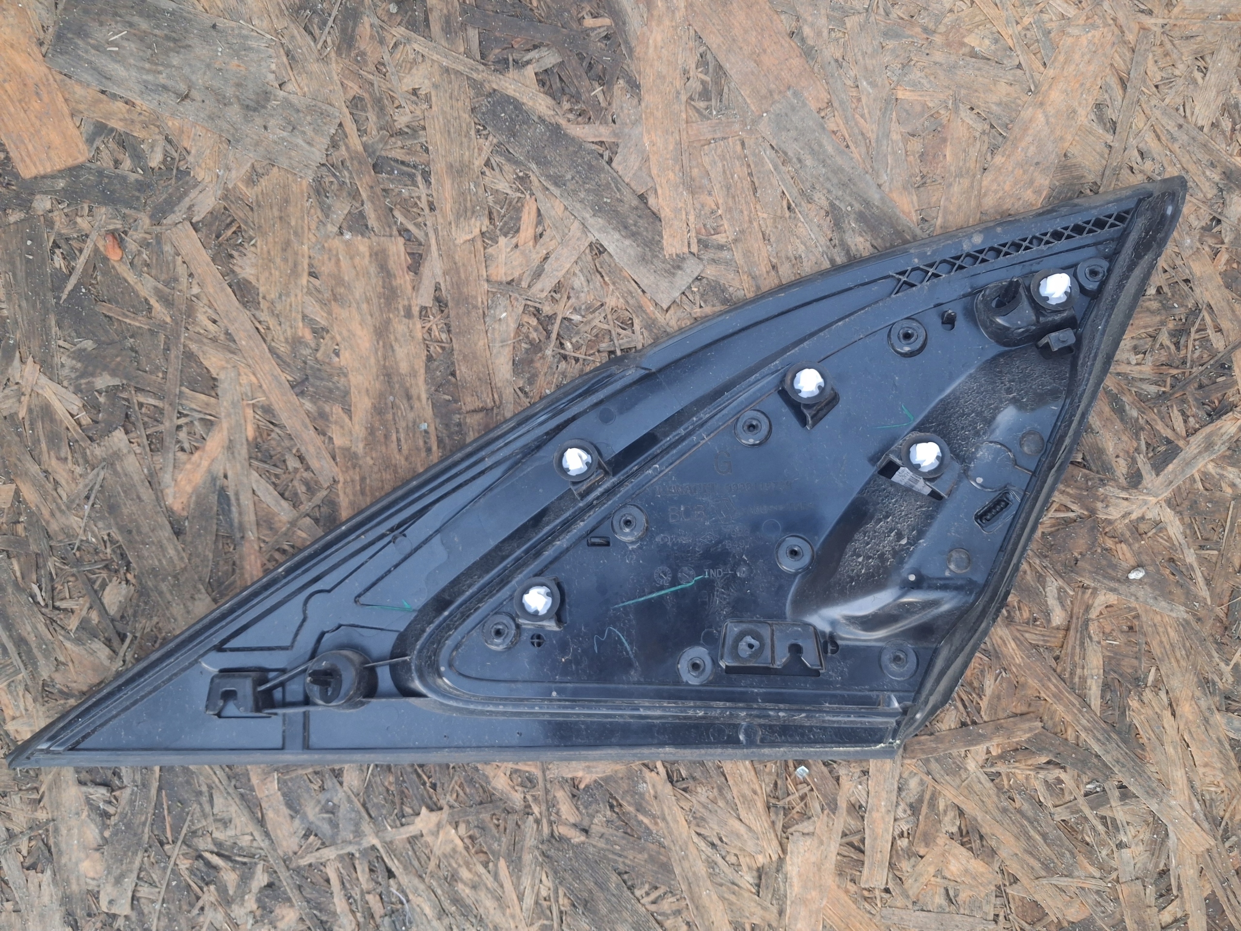 moulding cap DEKOR left rear part RENAULT MEGANE V E-TECH 833811573R