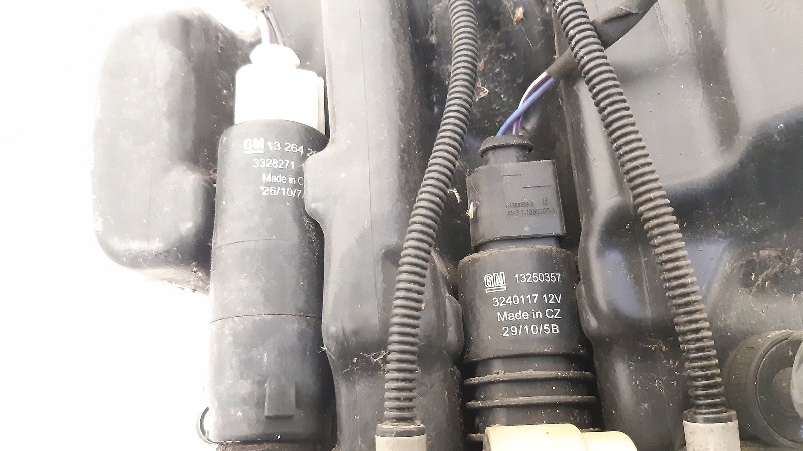 Behälter Spritzdüse xenon Opel Astra J 1,4 Turbo