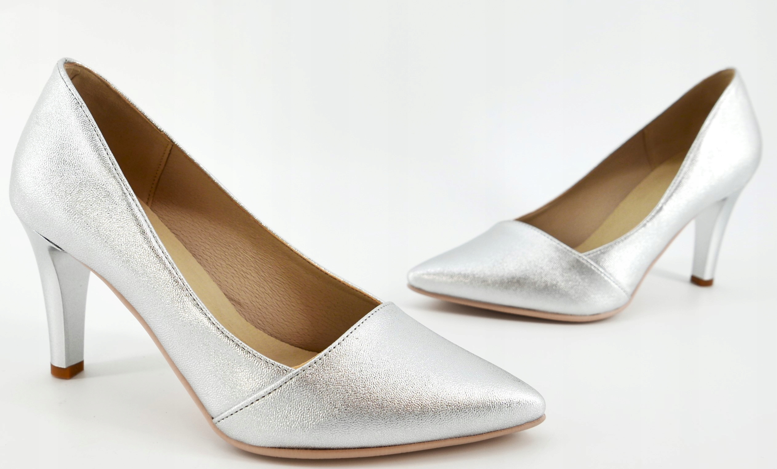 SKORPIO POLSKIE CZÓŁENKA SZPILKI SREBRNE BŁYSK R39 Marka Skorpio