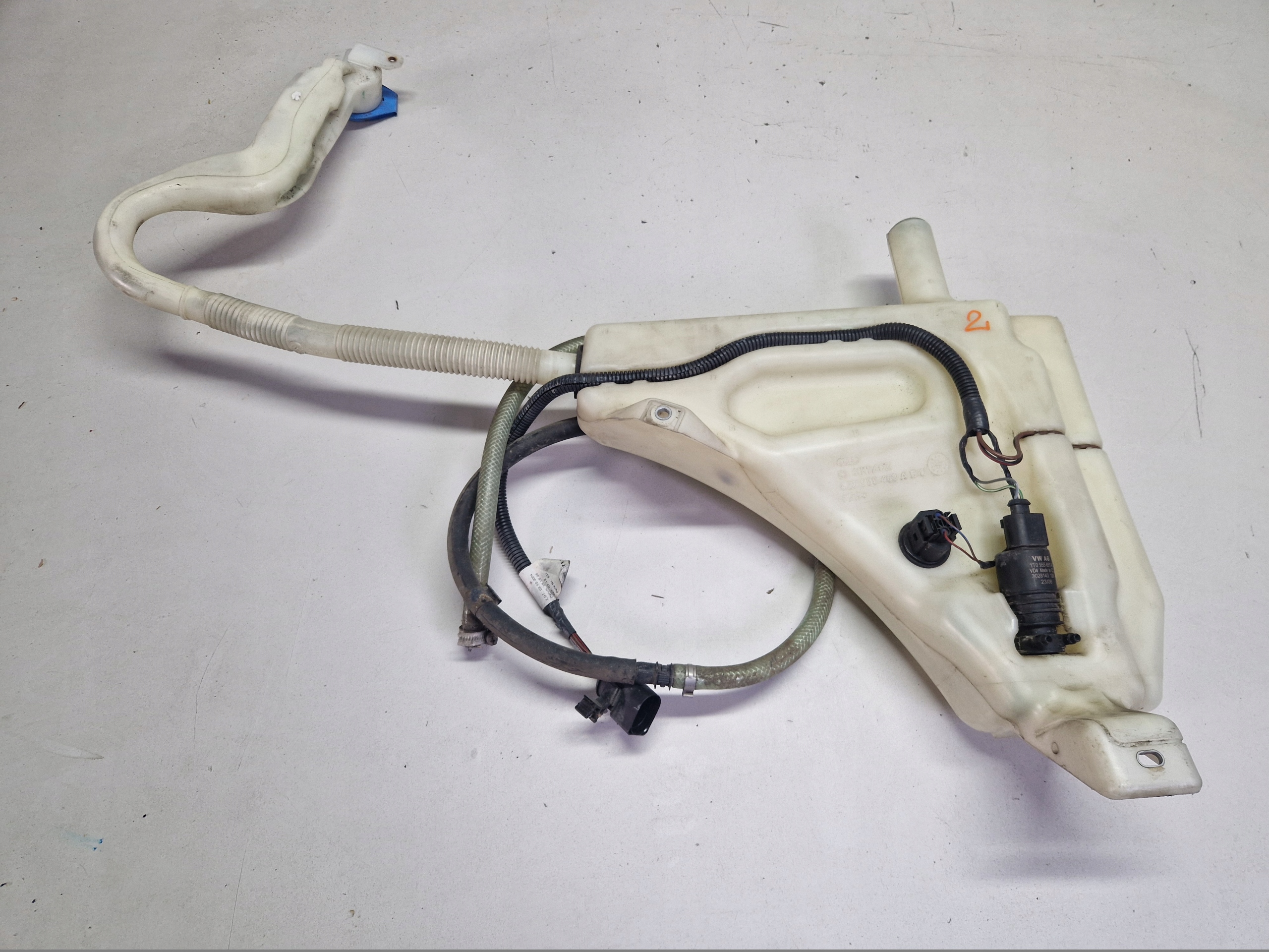 AUDI Q7 4L tank washer fluid tank 4L0955453
