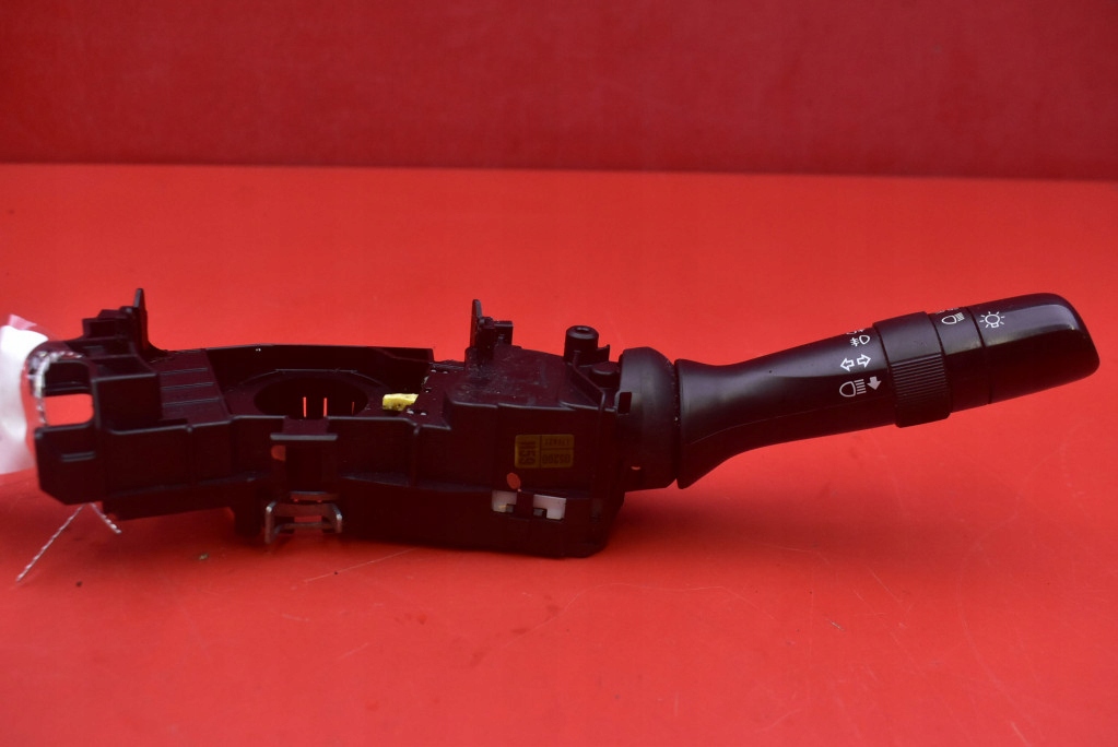 stalk switch switch indicators 17F373 TOYOTA VERSO 1 and 09-13