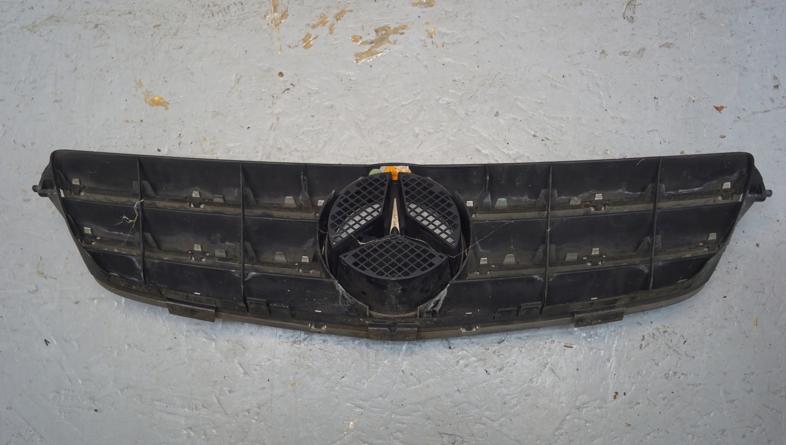 Mercedes-Benz CLK-Klasse W209 Kühlergrill FRONTGRILL Kühlergitter A2098800123 - Thumbnail 11