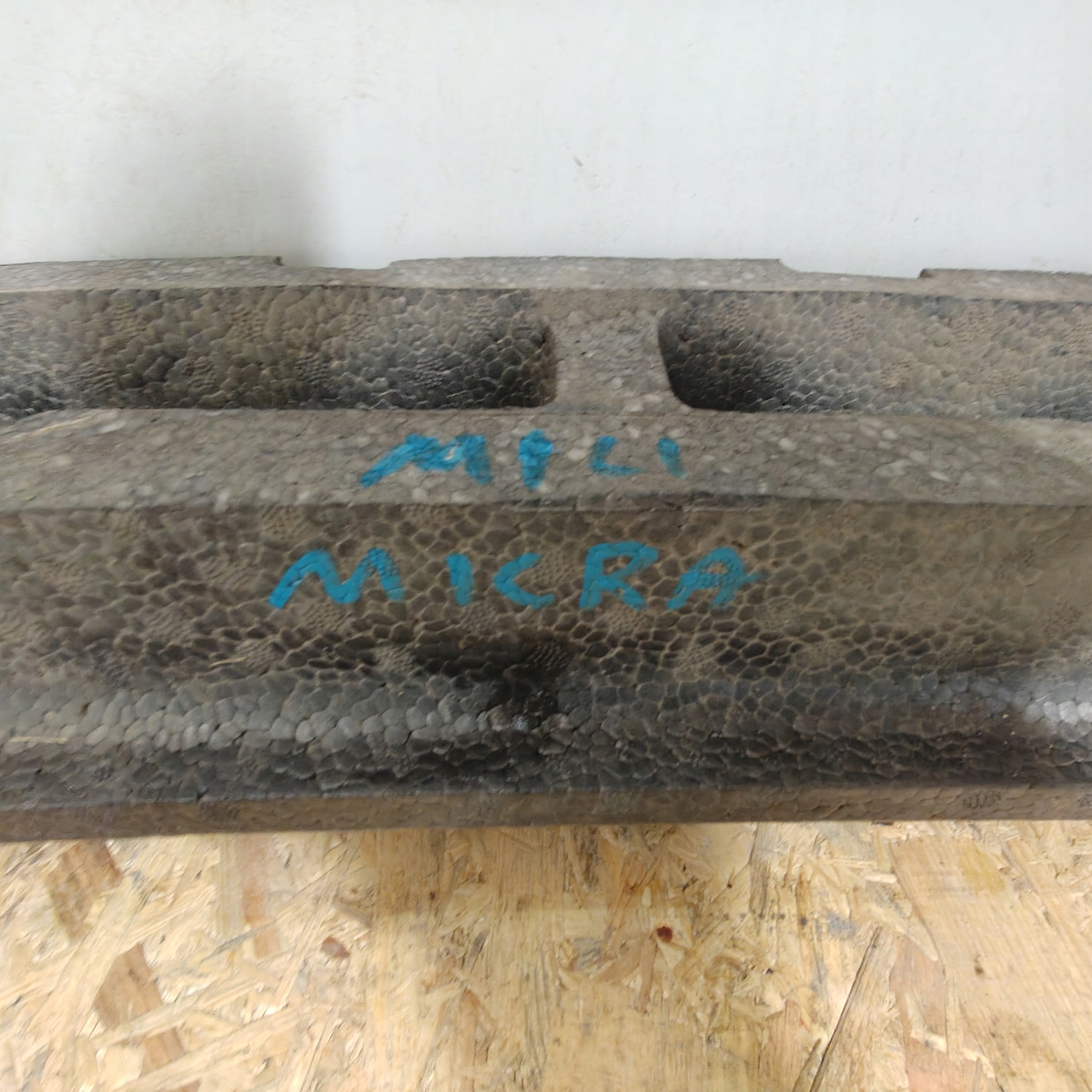 ABSORBER nárazníku předek NISSAN MICRA K14