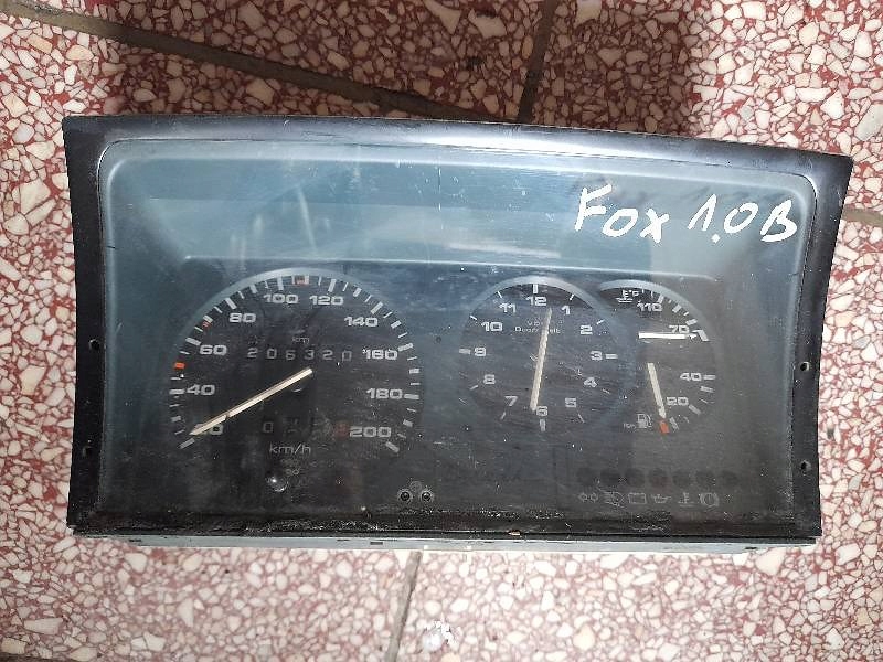 LICZNIK ZEGARY 1.0 BENZYNA 88471405 polo 2 VOLKSWAGEN POLO Producent części Volkswagen